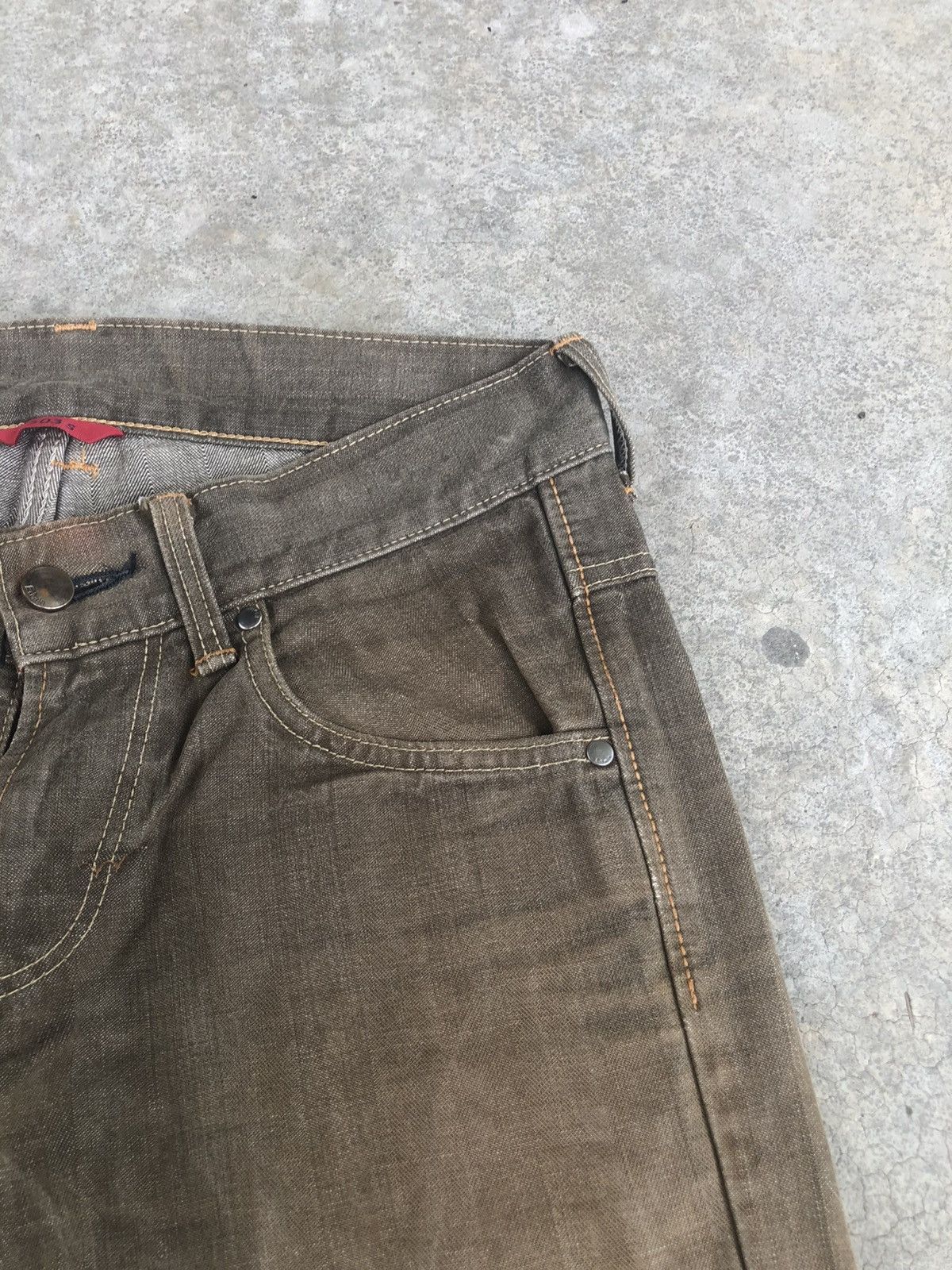 Who Decides War Edwin Flared Jeans Mudwash Distressed Jeans Size US 30 / EU 46 - 14 Thumbnail