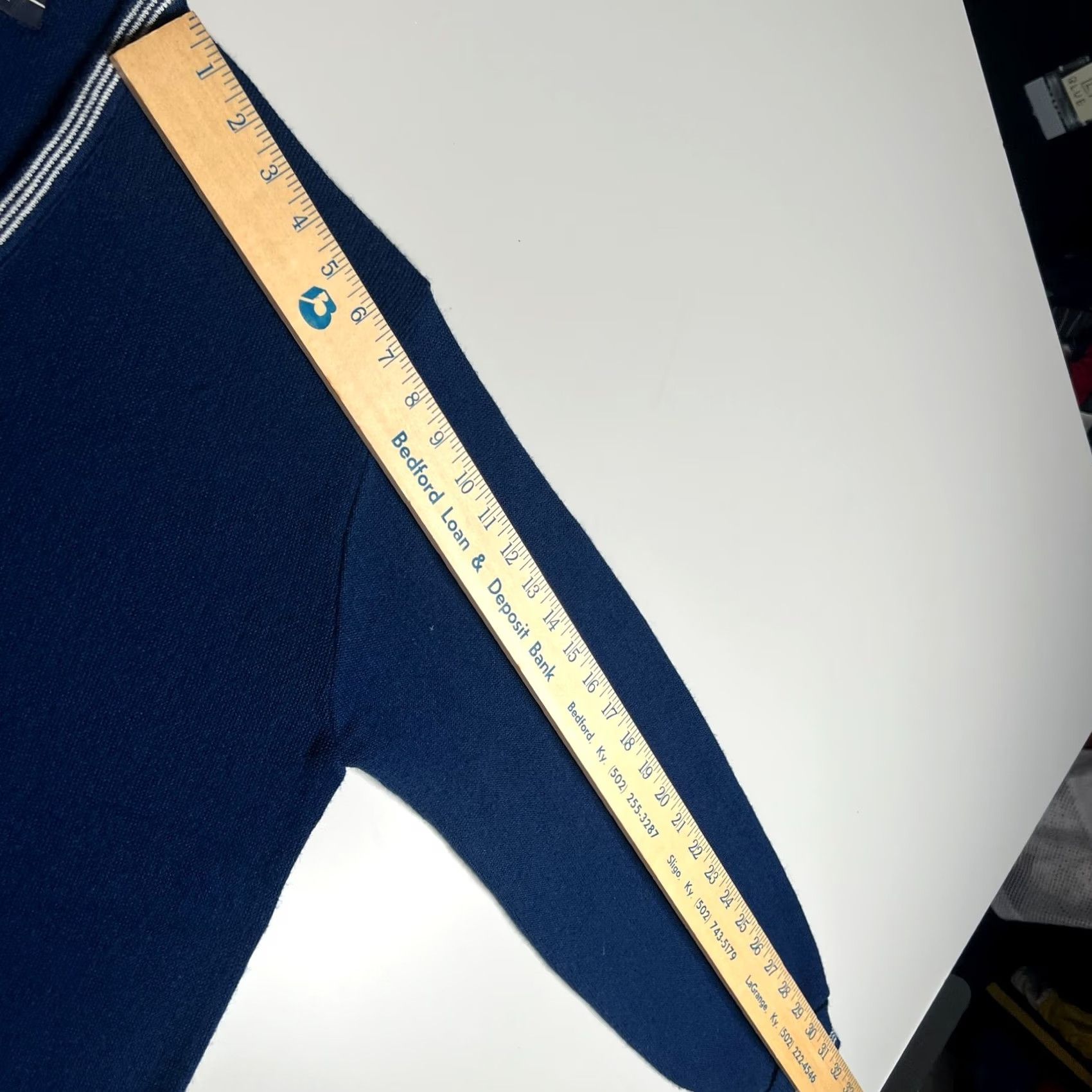 Vintage VINTAGE Puritan Blue Trim V-Neck Sweater Mens XL 70s Made in USA Preppy Knit Size US XL / EU 56 / 4 - 4 Thumbnail