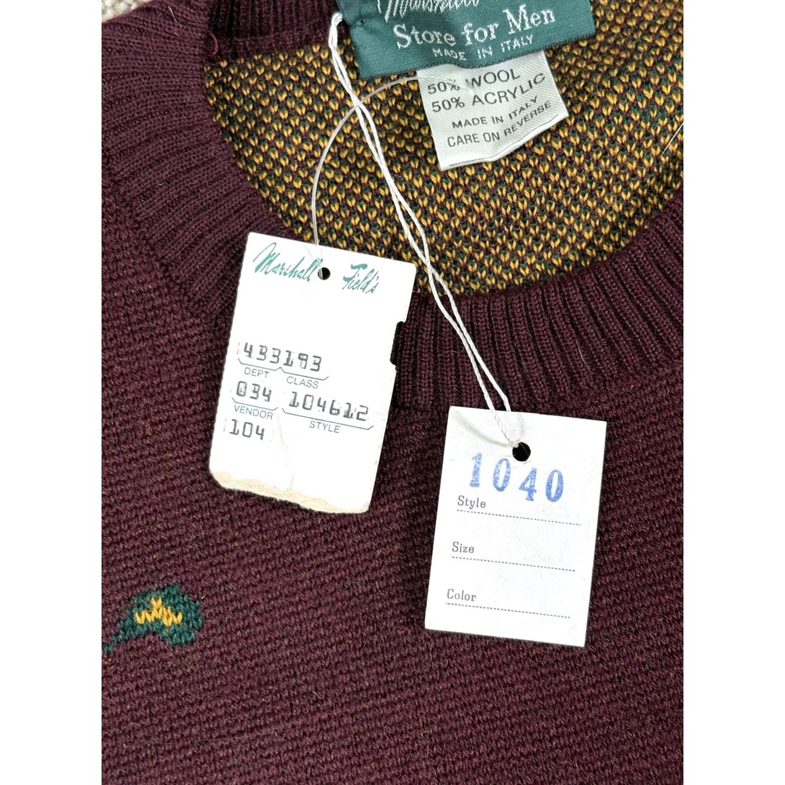 Vintage VINTAGE Marshall Field’s Men’s Wool Sweater Burgundy Geometric Crew Neck L Regular Knit Italy 90s Retro Preppy Pullover Mens Size US L / EU 52-54 / 3 - 6 Thumbnail