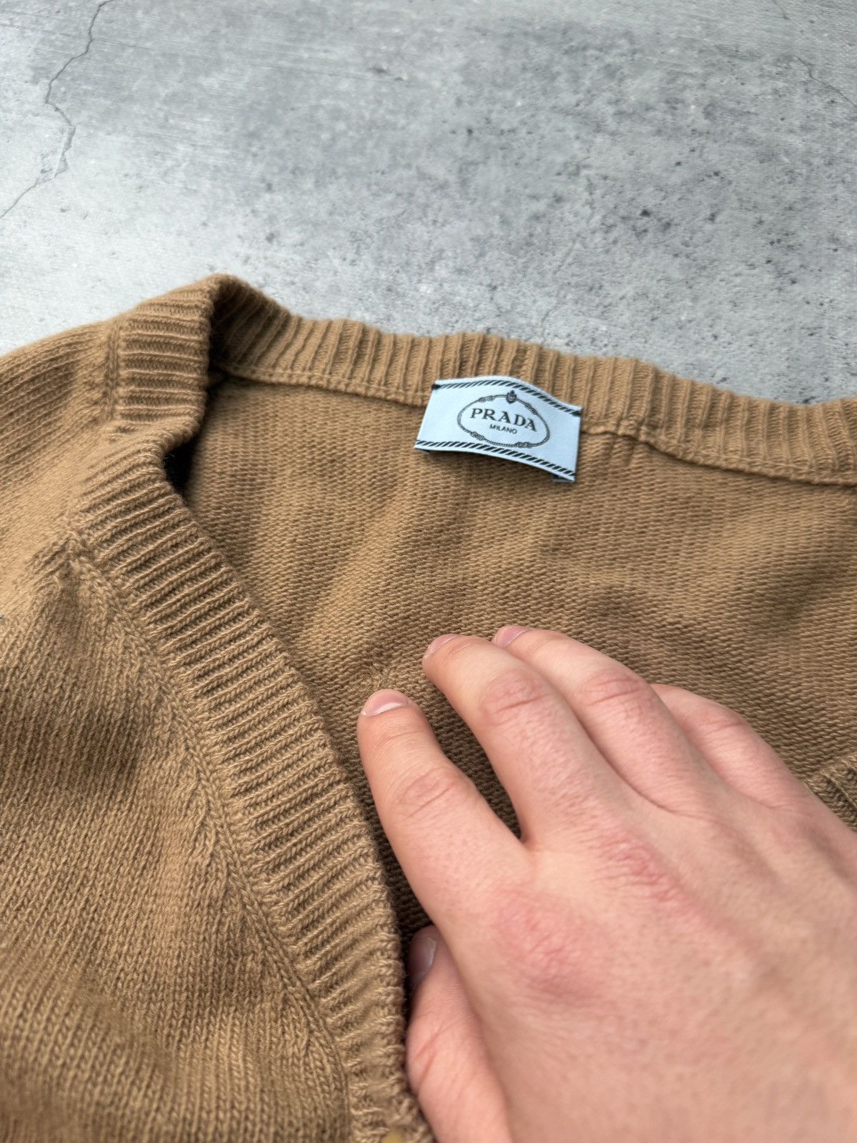 Prada Prada Cachemire Cardigan Sweater Size US XS / EU 42 / 0 - 6 Thumbnail