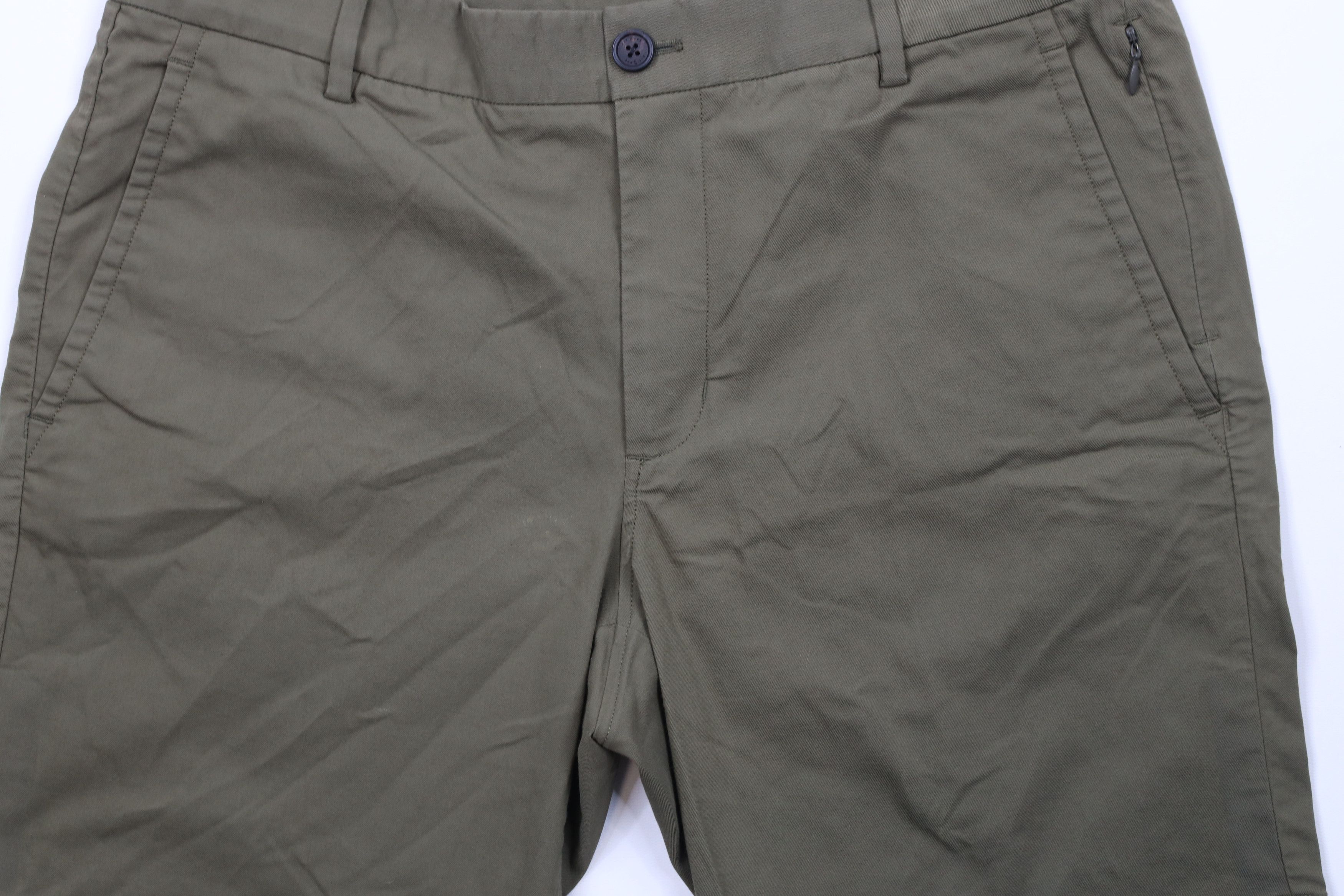 Kit and Ace × Vintage Kit & Ace Flat Front Above Knee Tech Chino Shorts Olive Size US 32 / EU 48 - 3 Thumbnail