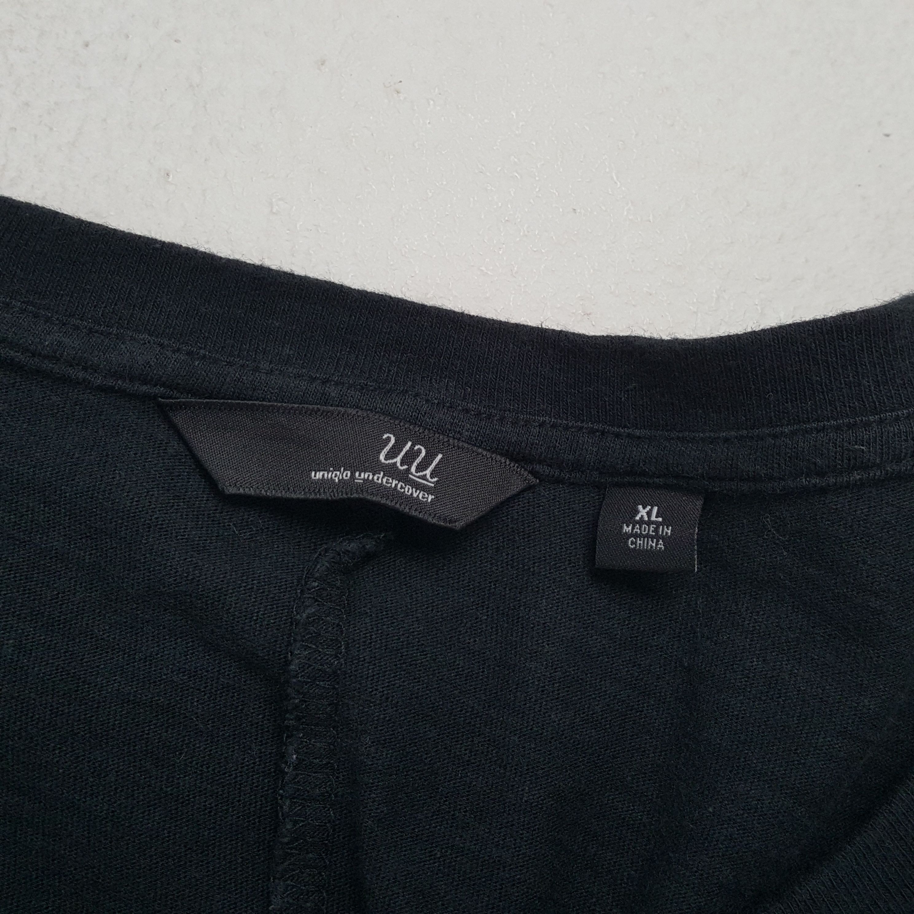 Japanese Brand × Undercover × Uniqlo UNIQLO UNDERCOVER Japanese Brand Streetwear Style Tshirt Size US L / EU 52-54 / 3 - 9 Thumbnail