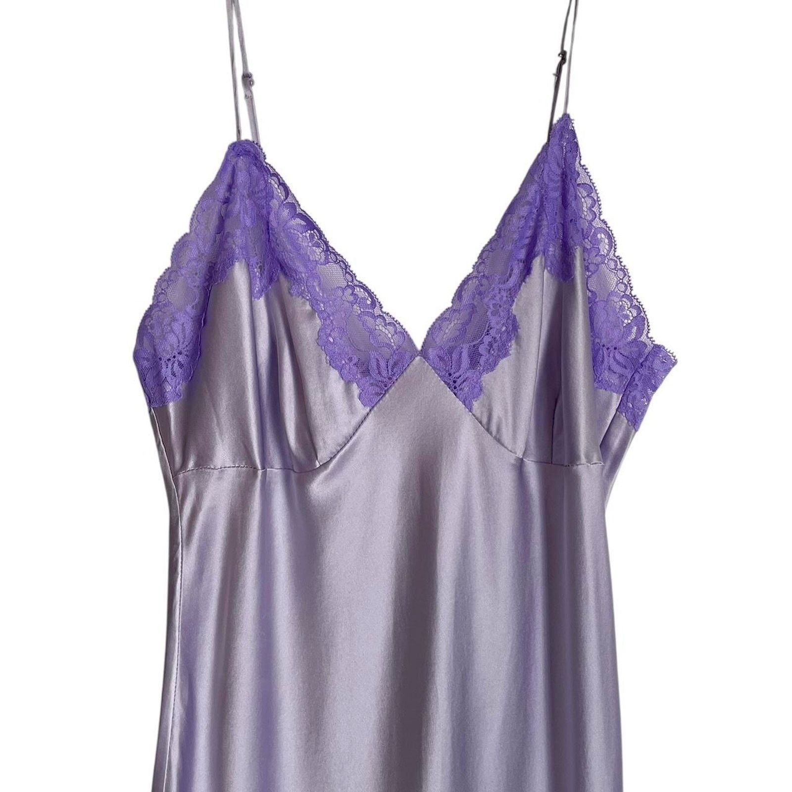 Victoria's Secret VTG Y2K 2002 Victoria's Secret silk slip dress Size S Size S / US 4 / IT 40 - 3 Thumbnail