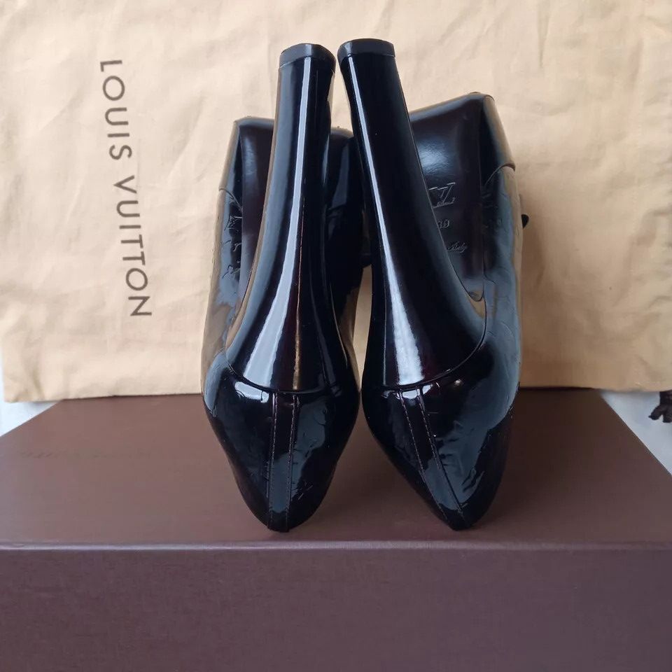 Louis Vuitton Dark burgundy monogram vernise leather bow peep toe platform Size US 8 / IT 38 - 6 Thumbnail