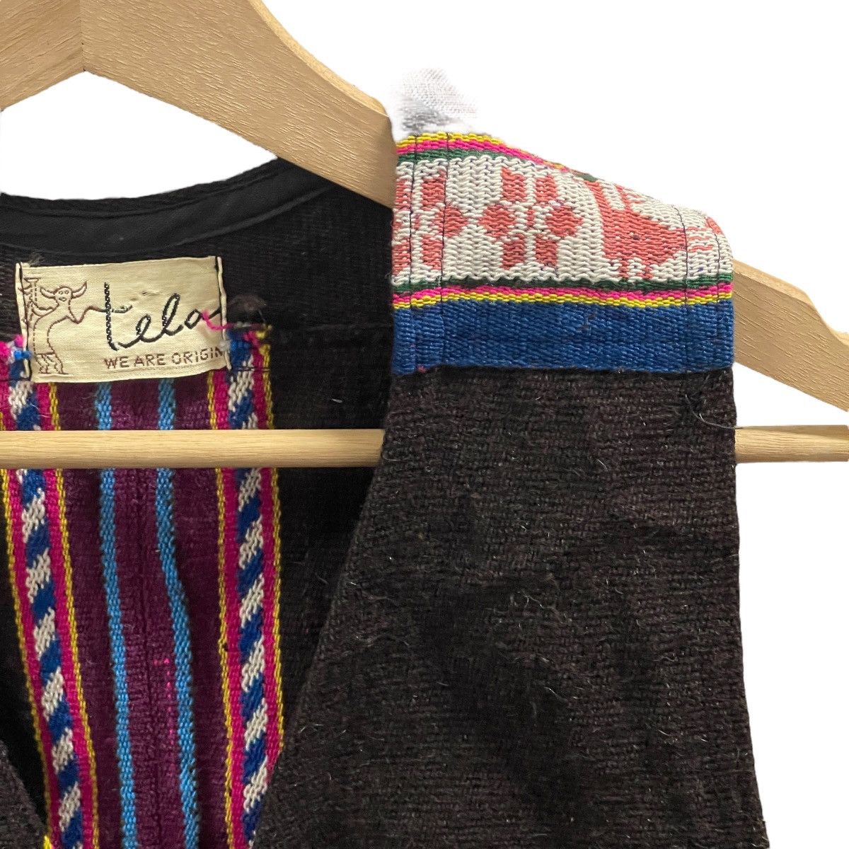 Vintage Vintage Tela Embroidered Handmade Ethnic Tribal Wool Vest Size US XS / EU 42 / 0 - 2 Thumbnail