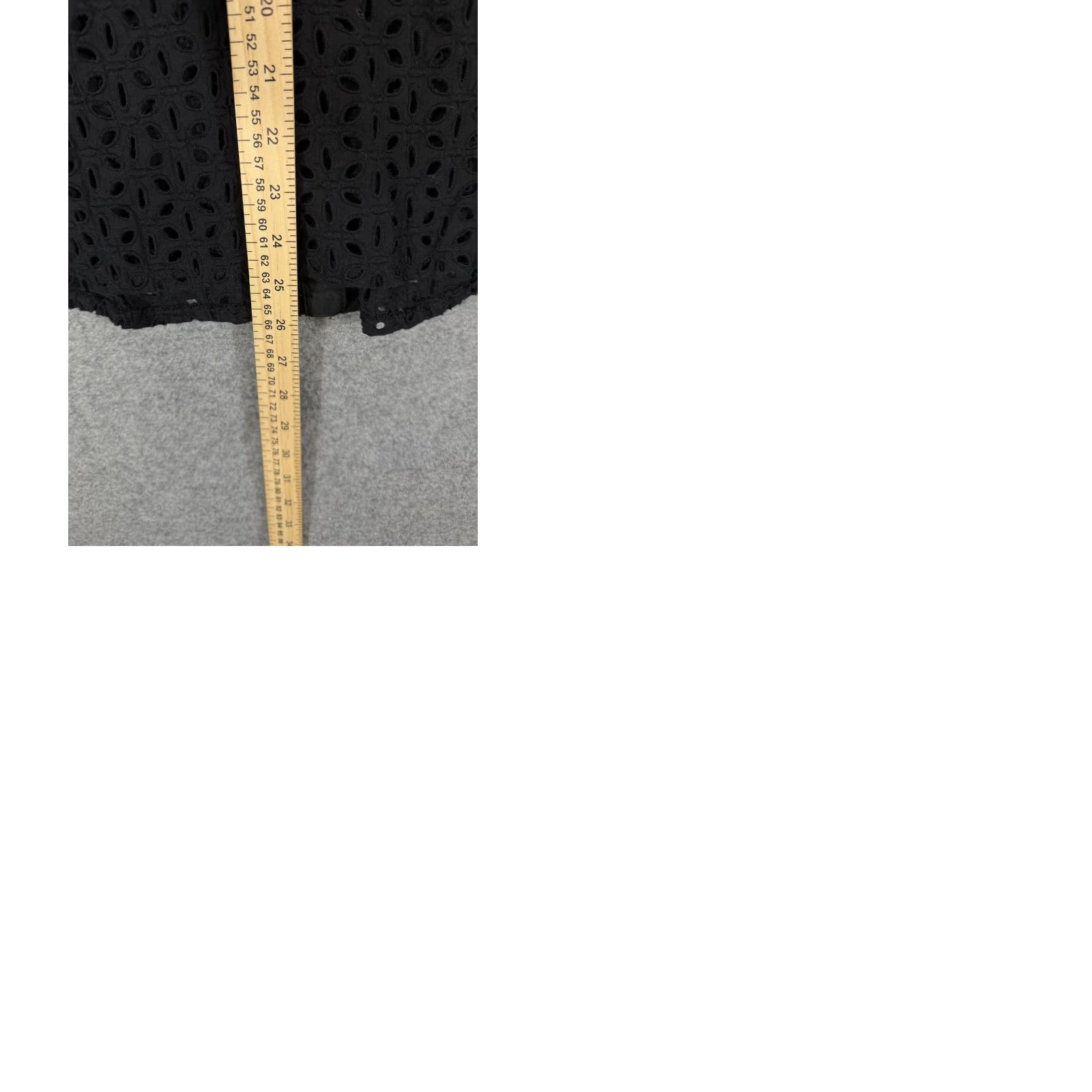 Boston Proper VINTAGE Boston Proper Lattice Shirt Womens 18 Black Cotton Button Up Eyelet Embroidered Long Sleeve Size XXL / US 16-18 / IT 52-54 - 9 Thumbnail