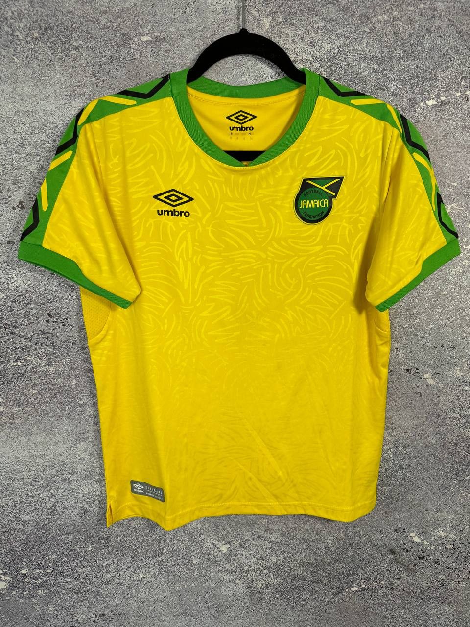 Umbro × Vintage Vintage Jamaica National Team 2018 Umbro Soccer Jersey Size US S / EU 44-46 / 1 - 5 Thumbnail