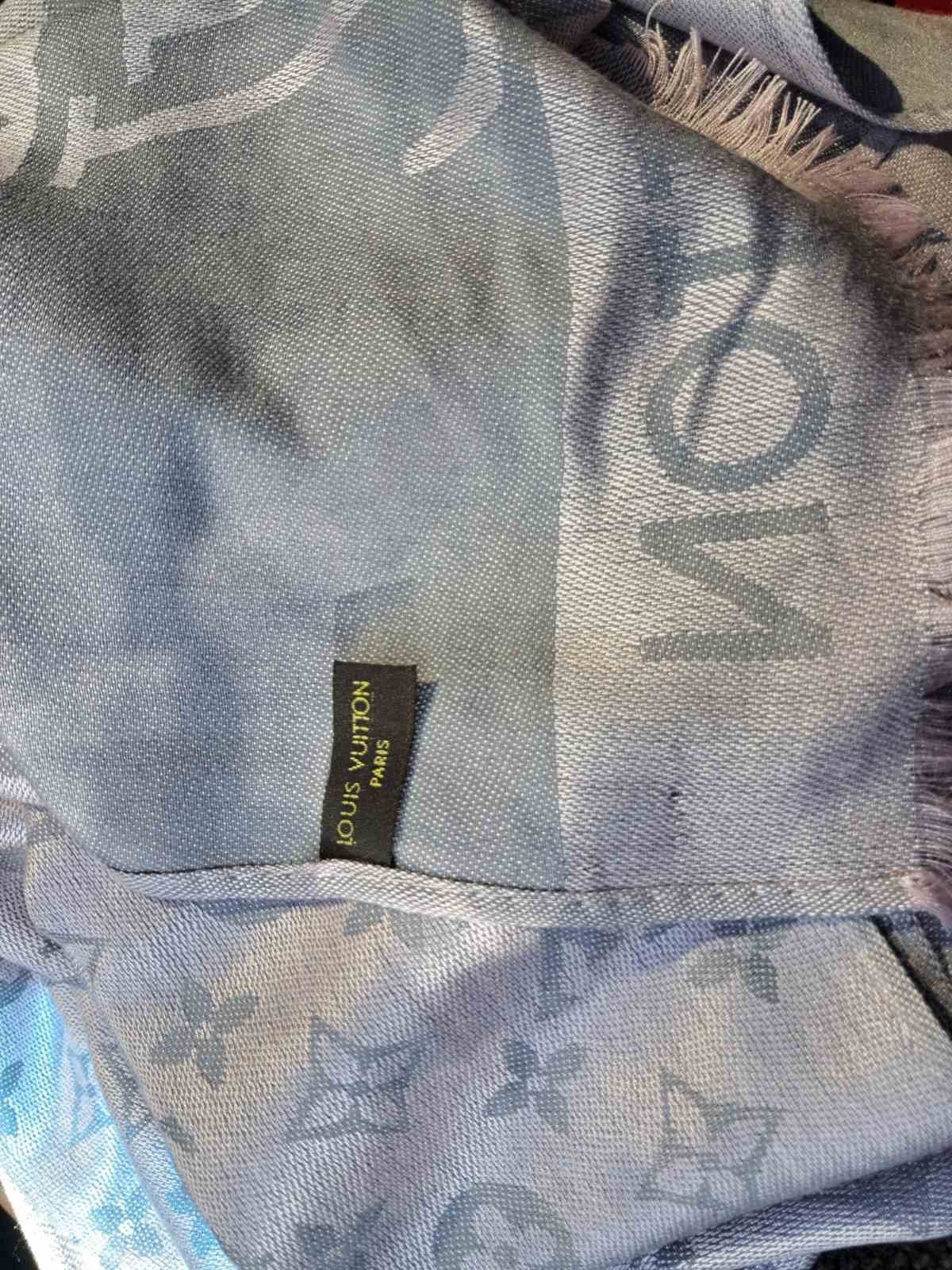 Louis Vuitton Louis Vuitton scarf Size ONE SIZE - 2 Thumbnail