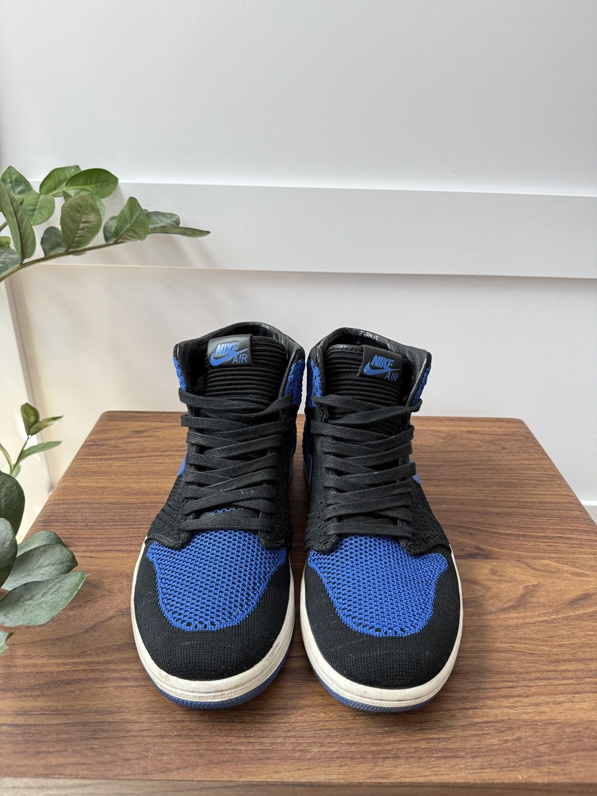 Jordan Brand Jordan 1 High Royal Flyknit Size US 9.5 / EU 42-43 - 3 Thumbnail