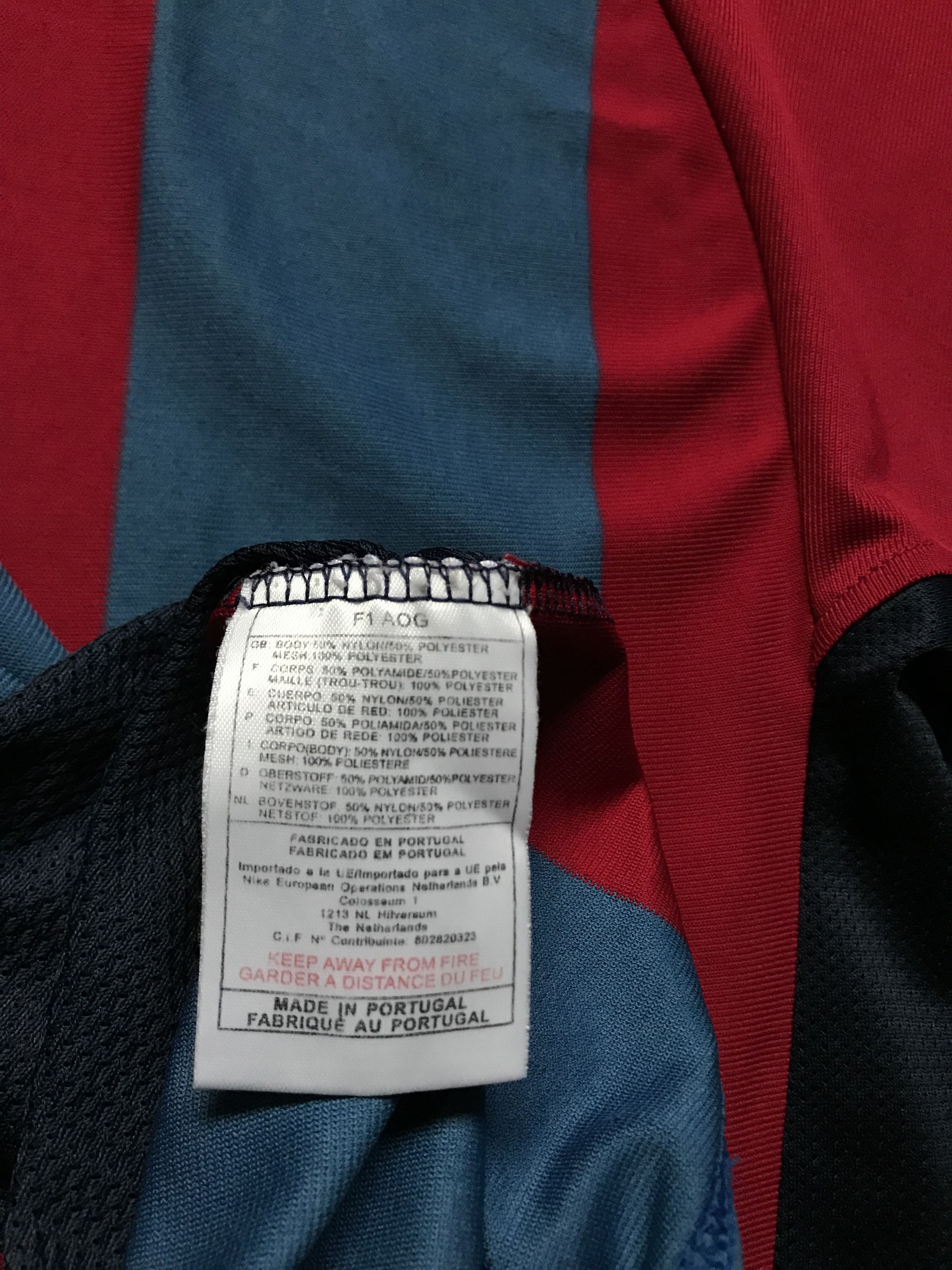 Nike Vintage Nike Barcelona Home Shirt 2001-2002 Size US XL / EU 56 / 4 - 8 Thumbnail