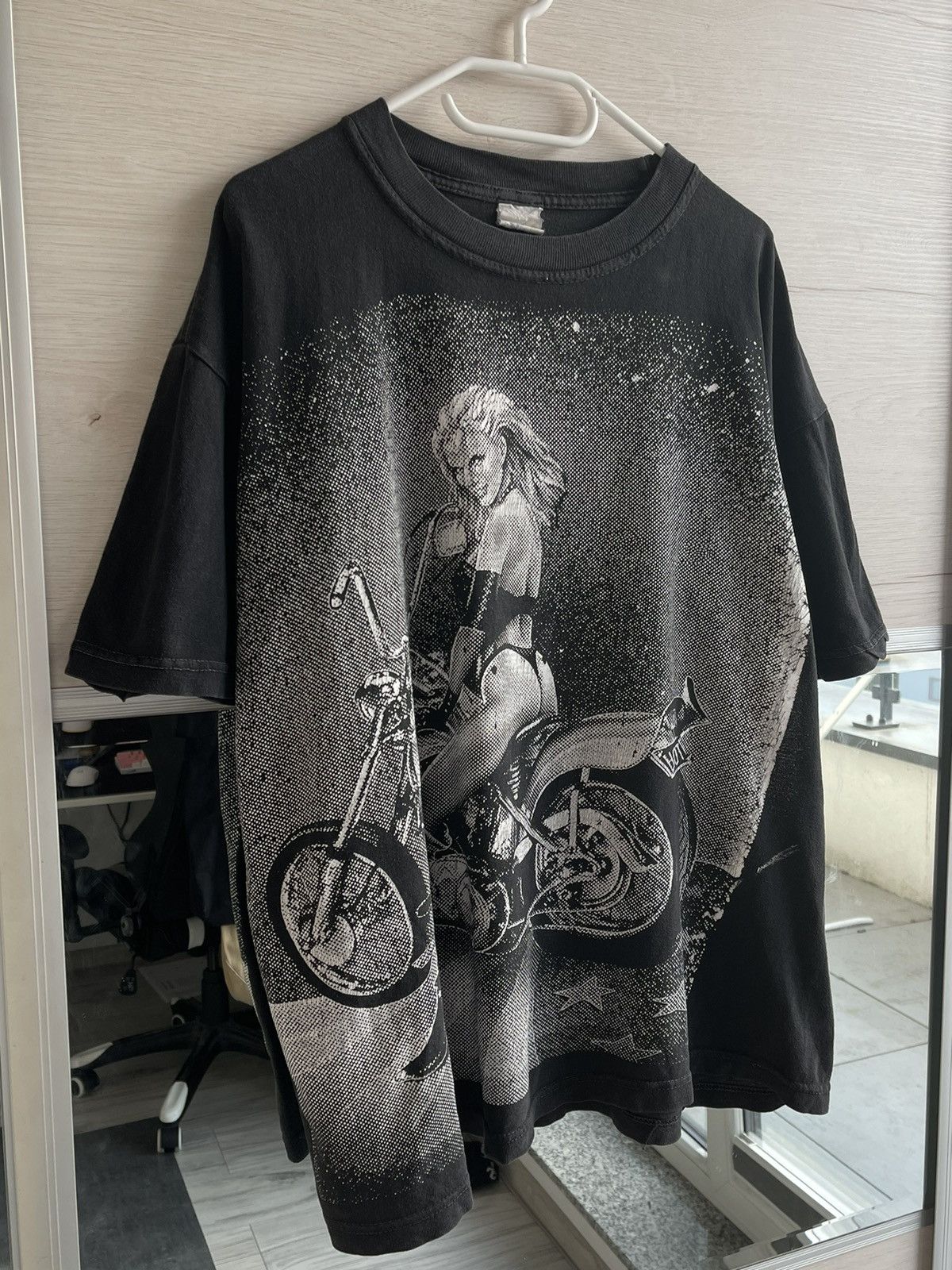Band Tees × Vintage VINTAGE 90s PORNO GIRL ON BIKE SING STITCH TEE Size US L / EU 52-54 / 3 - 10 Thumbnail