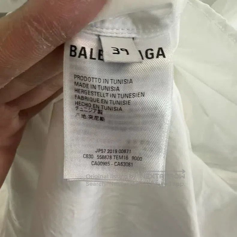Balenciaga Balenciaga size 39 White and Blue Back Letter Shirt Size US M / EU 48-50 / 2 - 4 Thumbnail