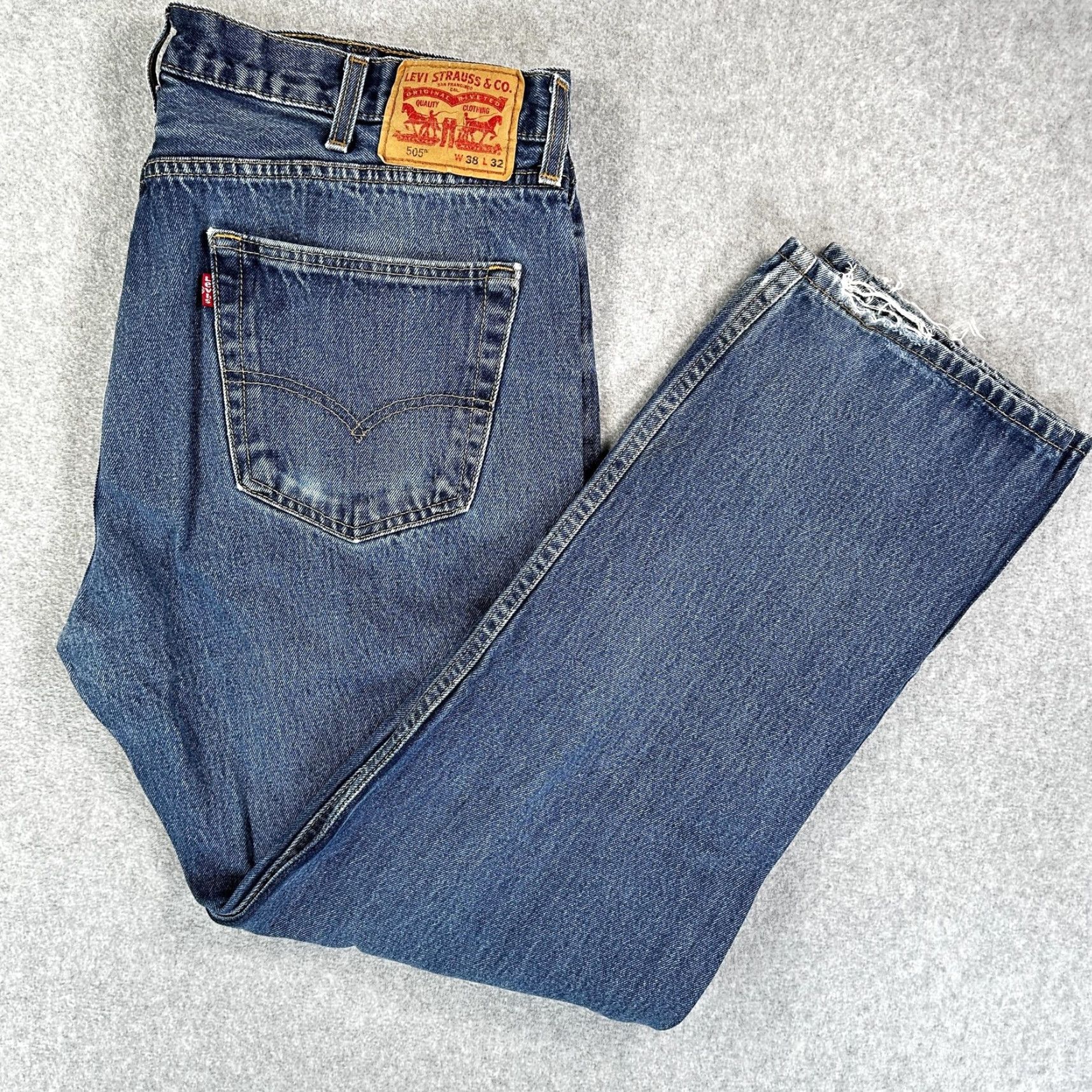 Levi's Levi's 505 Jeans Mens 38x32 Blue Regular Fit Denim Pants Medium Wash Straight Leg Size US 38 / EU 54 - 2 Thumbnail