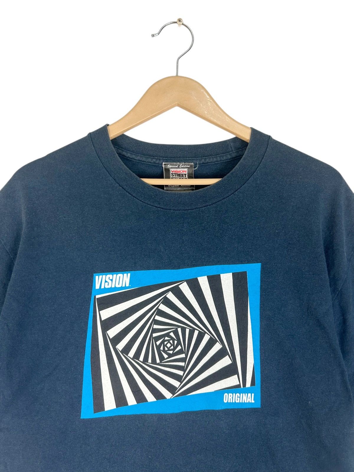 Vintage × Vision Streetwear Vintage Vision Streetwear Hypnosis Art 25th Anvrsry/SE Size US L / EU 52-54 / 3 - 3 Thumbnail