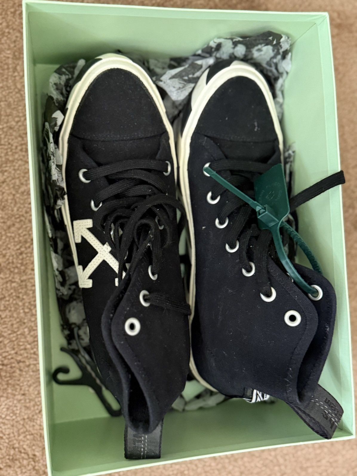 Off-White Off white sneakers Size US 9 / EU 42 - 1 Thumbnail