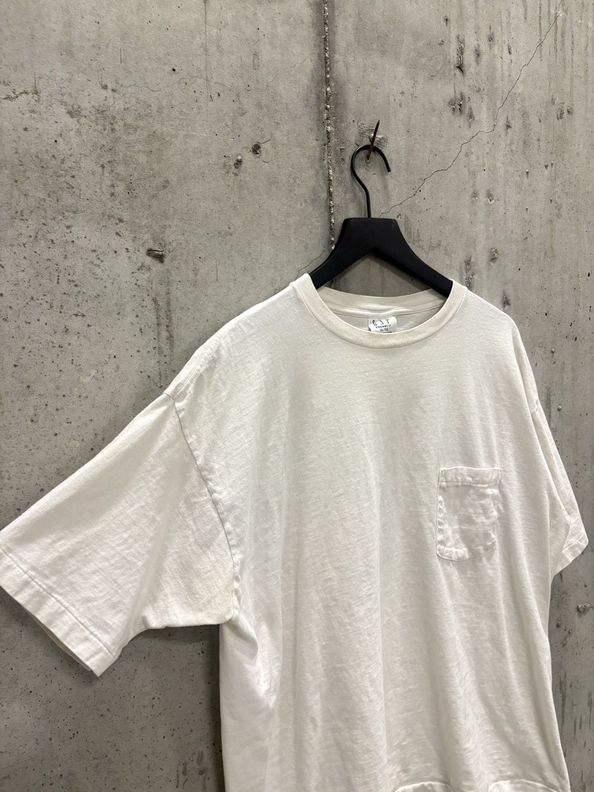 Vintage Vintage Blank Shirt Thrashed Faded Distressed Grunge Band Size US XL / EU 56 / 4 - 4 Thumbnail