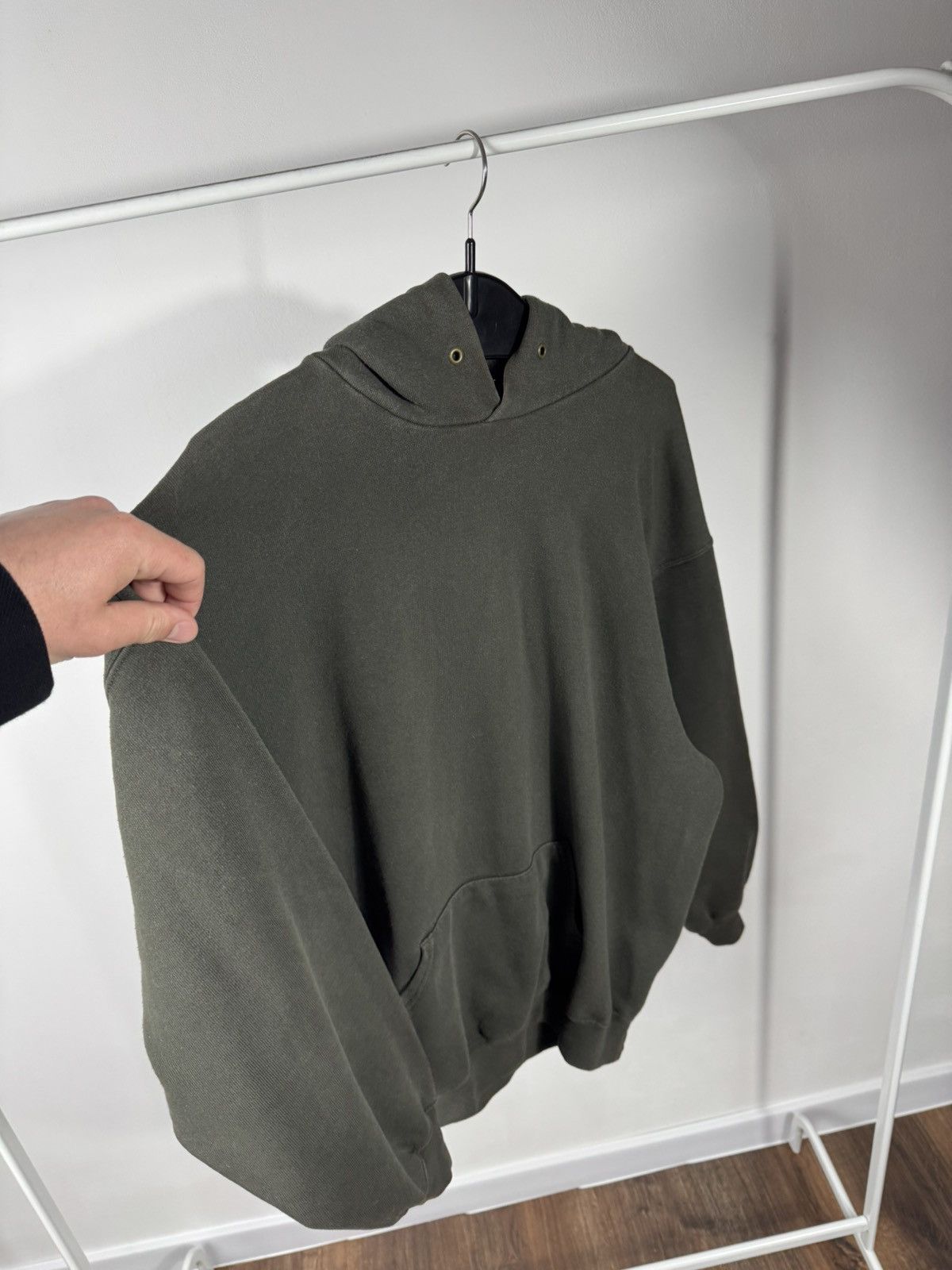 Fruit Of The Loom Vintage Fruit of the Loom Hoodie XL Faded Blank Pullover Size US XL / EU 56 / 4 - 5 Thumbnail