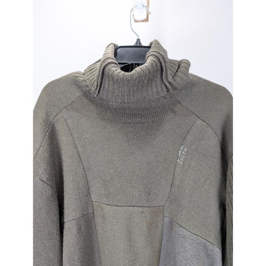 Balenciaga o1rshd1 Wool Uncycled Socks Jumper Knitwear in Khaki Size US S / EU 44-46 / 1 - 4 Thumbnail