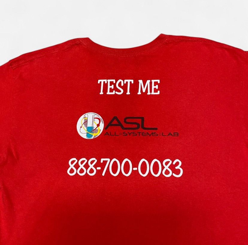 Gildan Y2K Eat me, Lick me, Blow me smile face red funny T-shirt Size US L / EU 52-54 / 3 - 5 Thumbnail