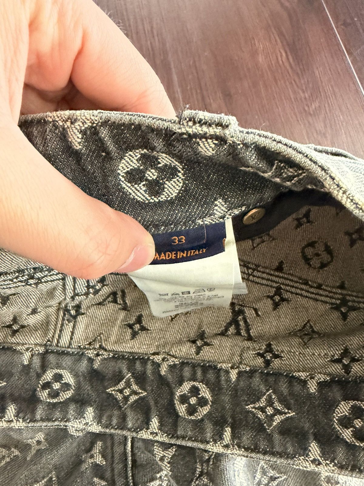 Louis Vuitton Louis Vuitton Monogram Black Denim Size US 33 - 8 Thumbnail