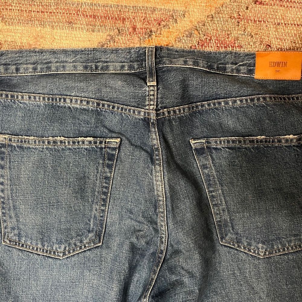 Edwin Edwin 1947 Tash Crop Distressed Jeans size 31 Size US 31 - 7 Thumbnail