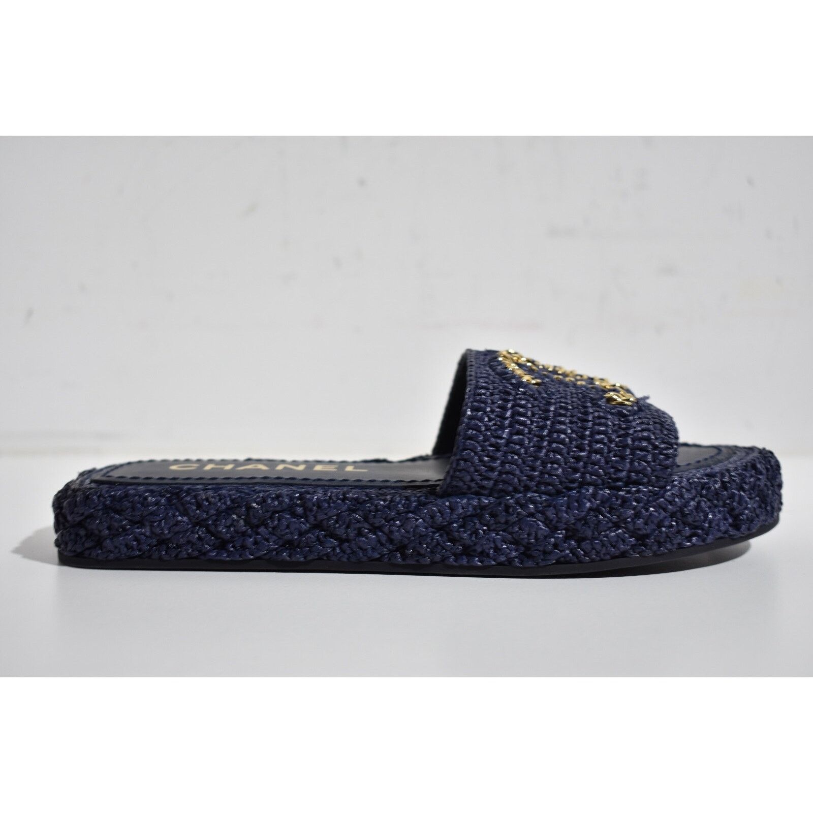 Chanel Chanel 21C Navy Blue Cord Gold Chain CC Logo Mule Slide Size US 7 / IT 37 - 2 Thumbnail