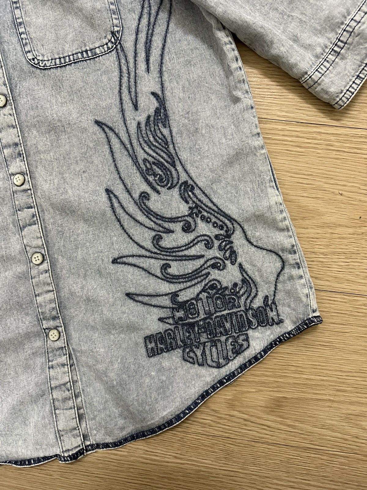 Beauty Beast × Harley Davidson × Vintage Rare Harley Davidson Stone Button Washed Denim Shirt Size XS / US 0-2 / IT 36-38 - 4 Thumbnail