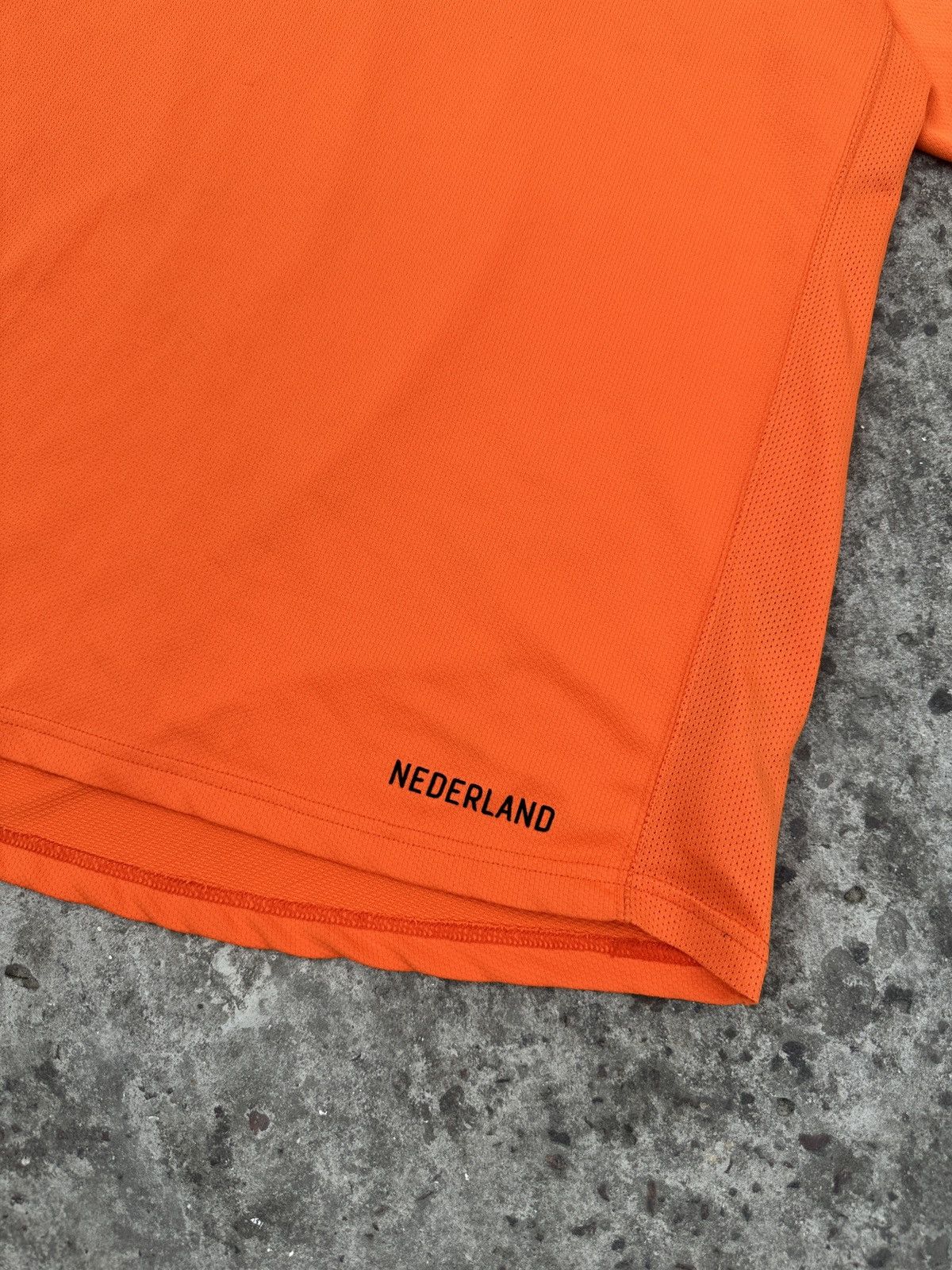 Nike Vintage Nike Netherlands Soccer Jersey Blokecore Rare Style Size US L / EU 52-54 / 3 - 3 Thumbnail
