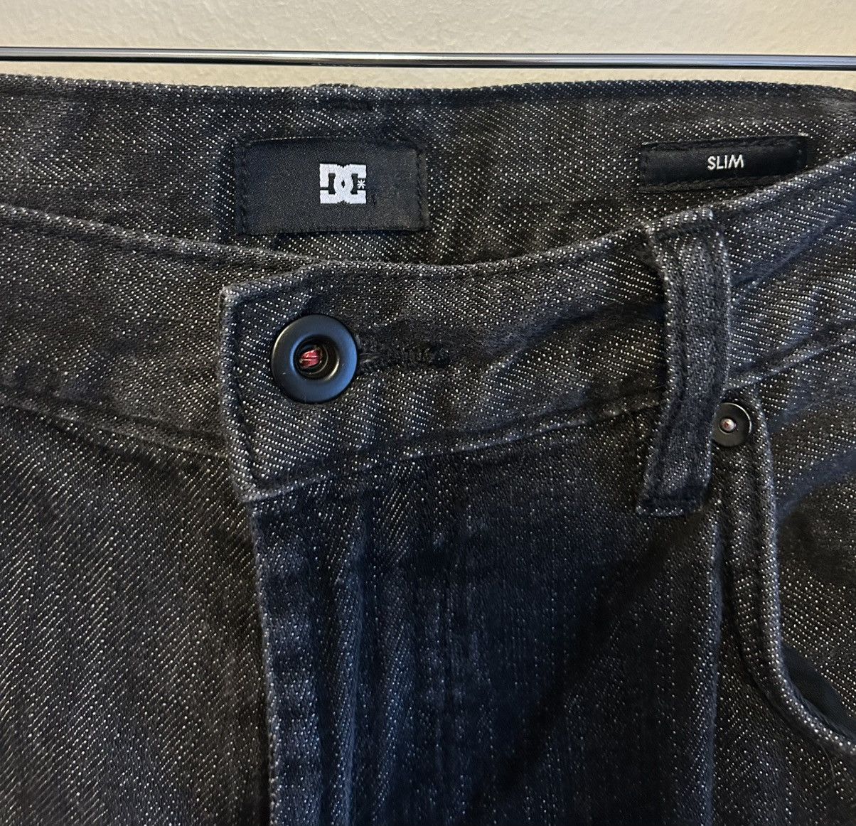 DC DC Skateboarding Mens Dark Wash Black Jeans Size 34X32 Size US 34 / EU 50 - 5 Thumbnail