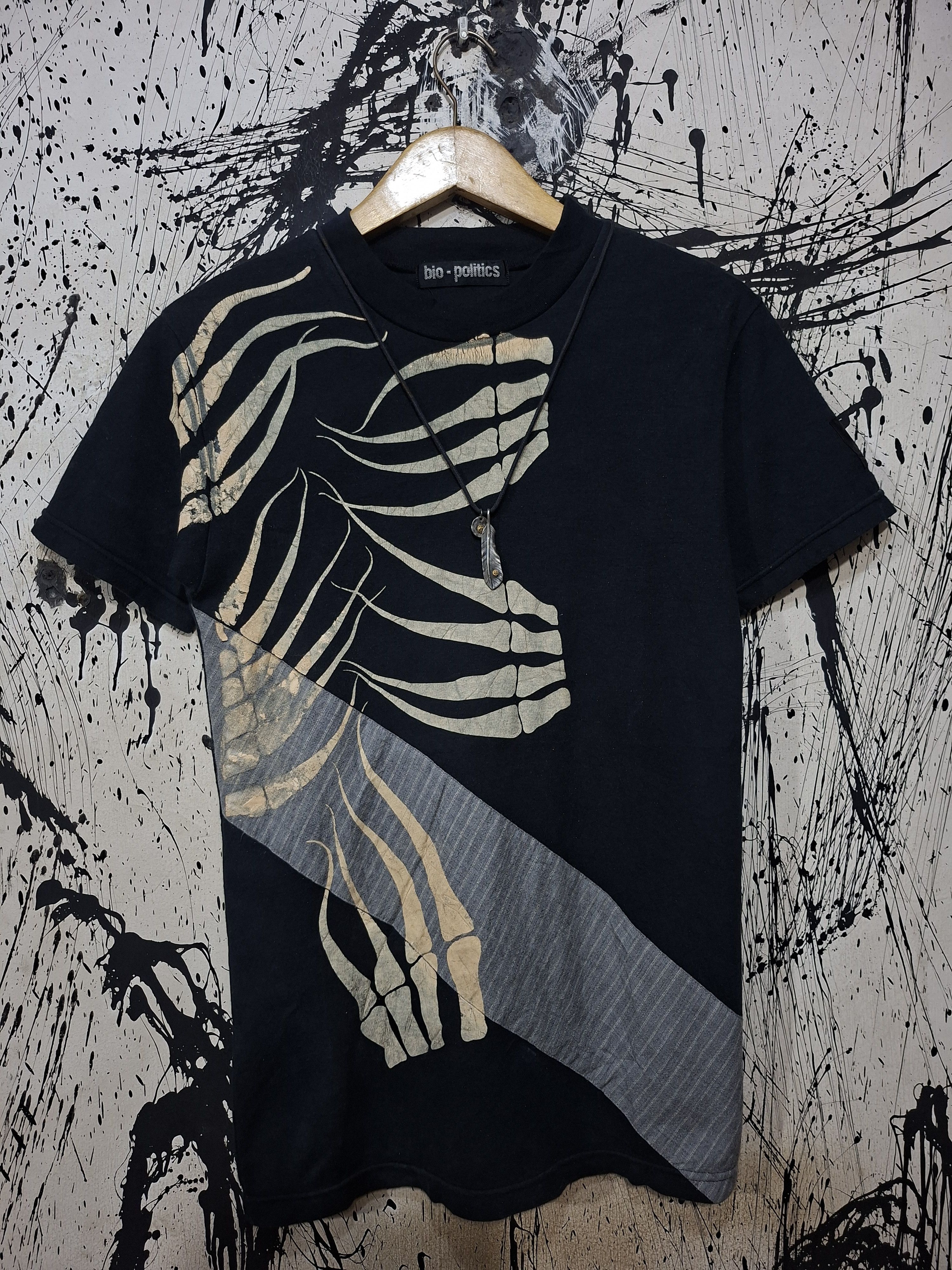 If Six Was Nine 00'S BIO-POLITICS "SKELETON ASYMMETRIC" VKEI T-SHIRT Size US M / EU 48-50 / 2 - 1 Thumbnail
