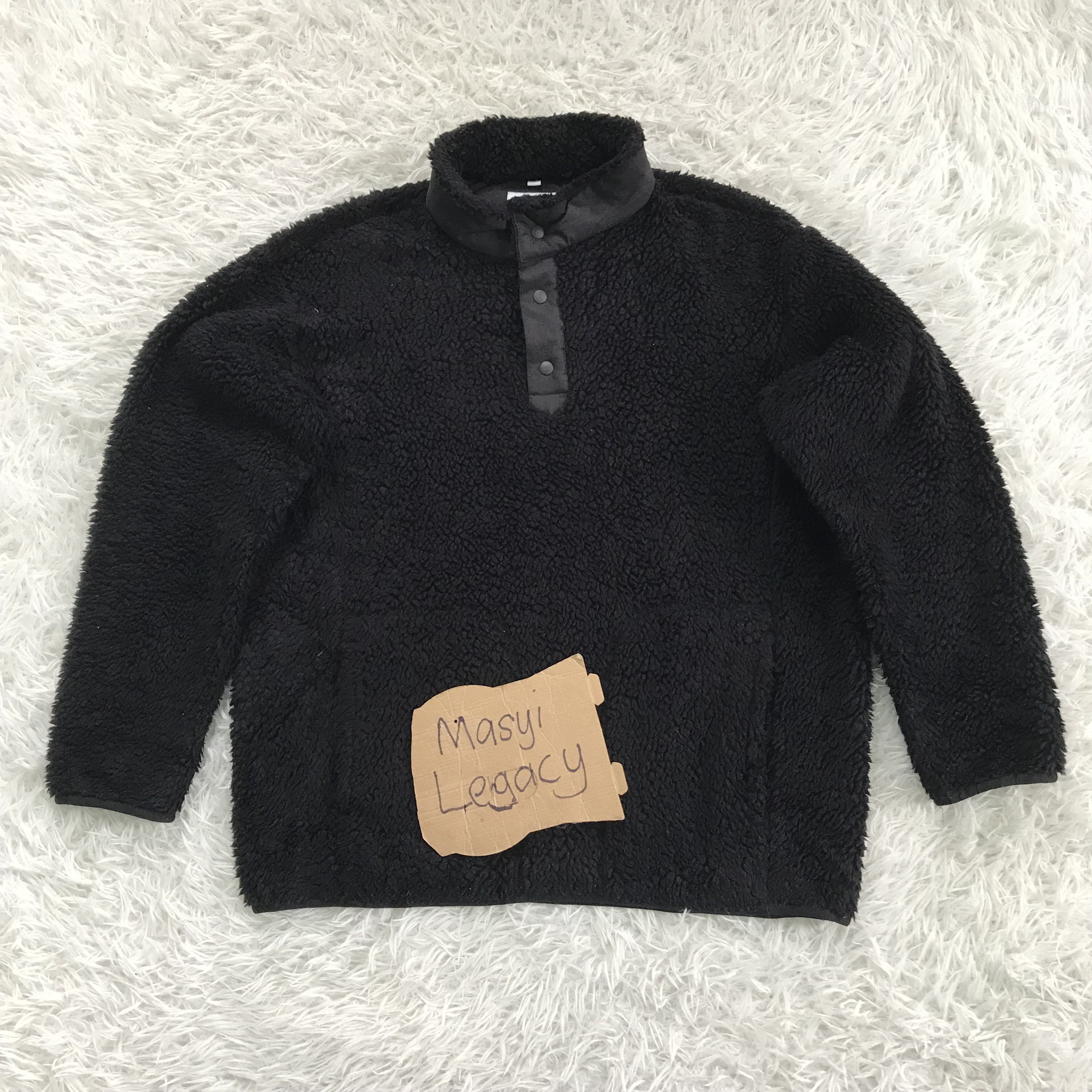 Uniqlo × White Mountaineering Uniqlo x white mountaineering deep pile Size US L / EU 52-54 / 3 - 1 Thumbnail