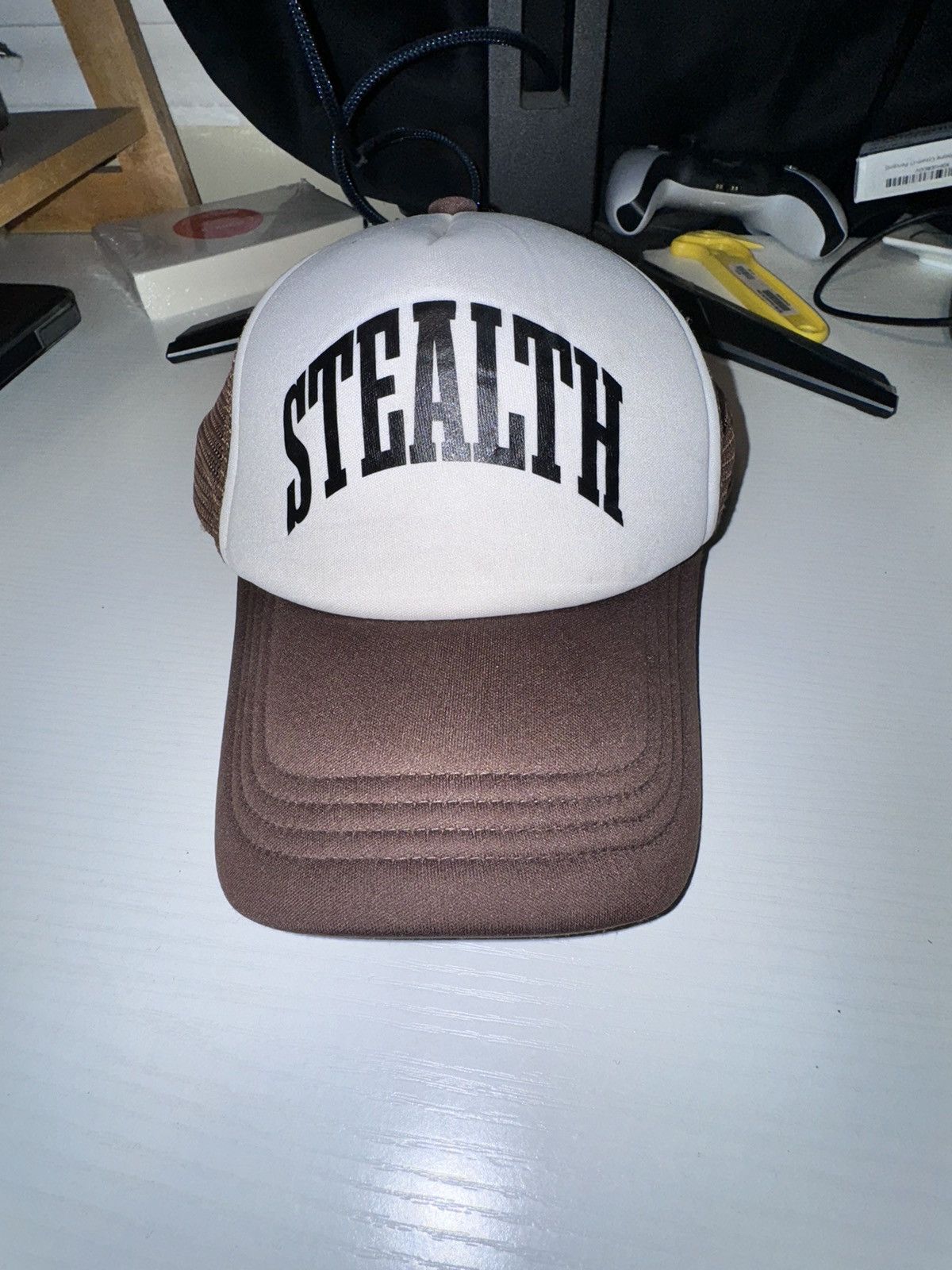 Other × Vintage STEALTH Under The Radar Trucker Hat Size ONE SIZE - 1 Thumbnail