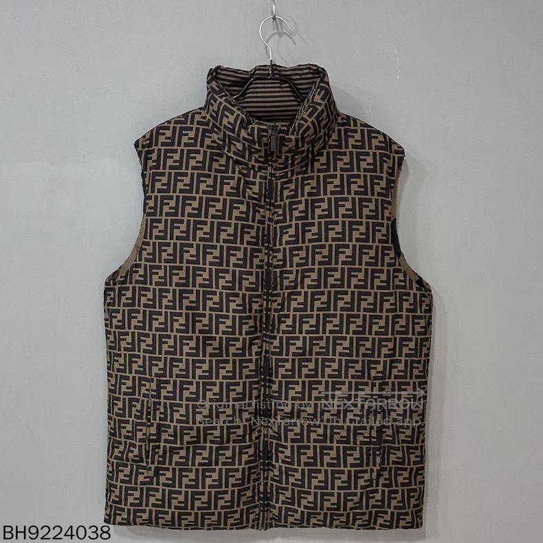 Fendi Fendi Reversible printed puffer vest Size US M / EU 48-50 / 2 - 4 Thumbnail