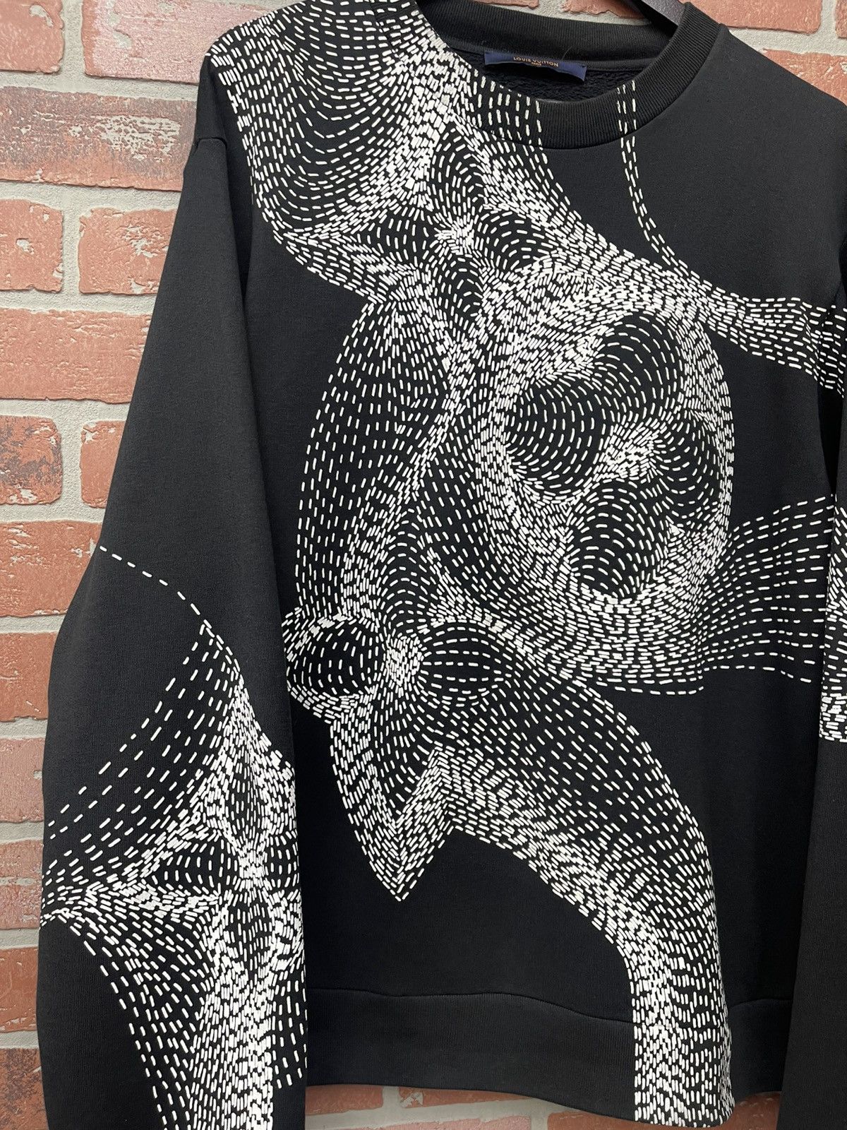 Louis Vuitton Size L - Louis Vuitton Sketch Print Constellation Flower Size US L / EU 52-54 / 3 - 2 Thumbnail