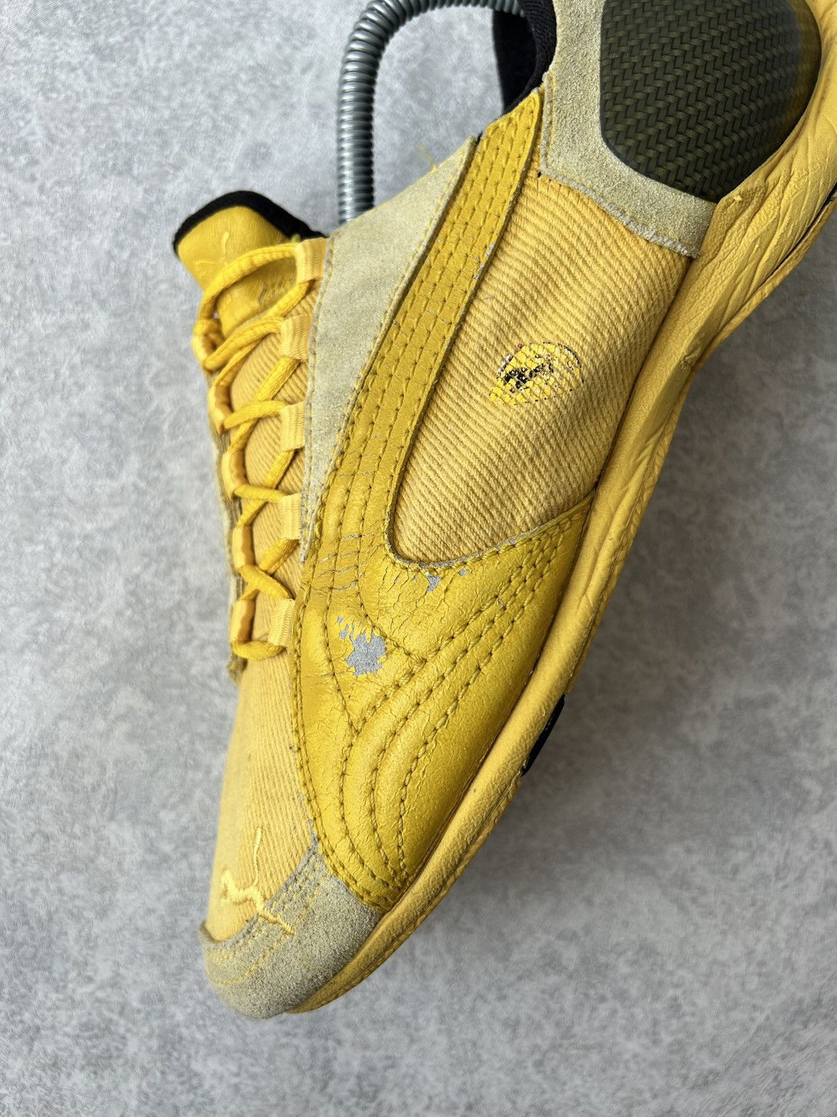 Puma Vintage Sample Puma Ferrari Yellow Racing Trainers Size US 9 / EU 42 - 4 Thumbnail