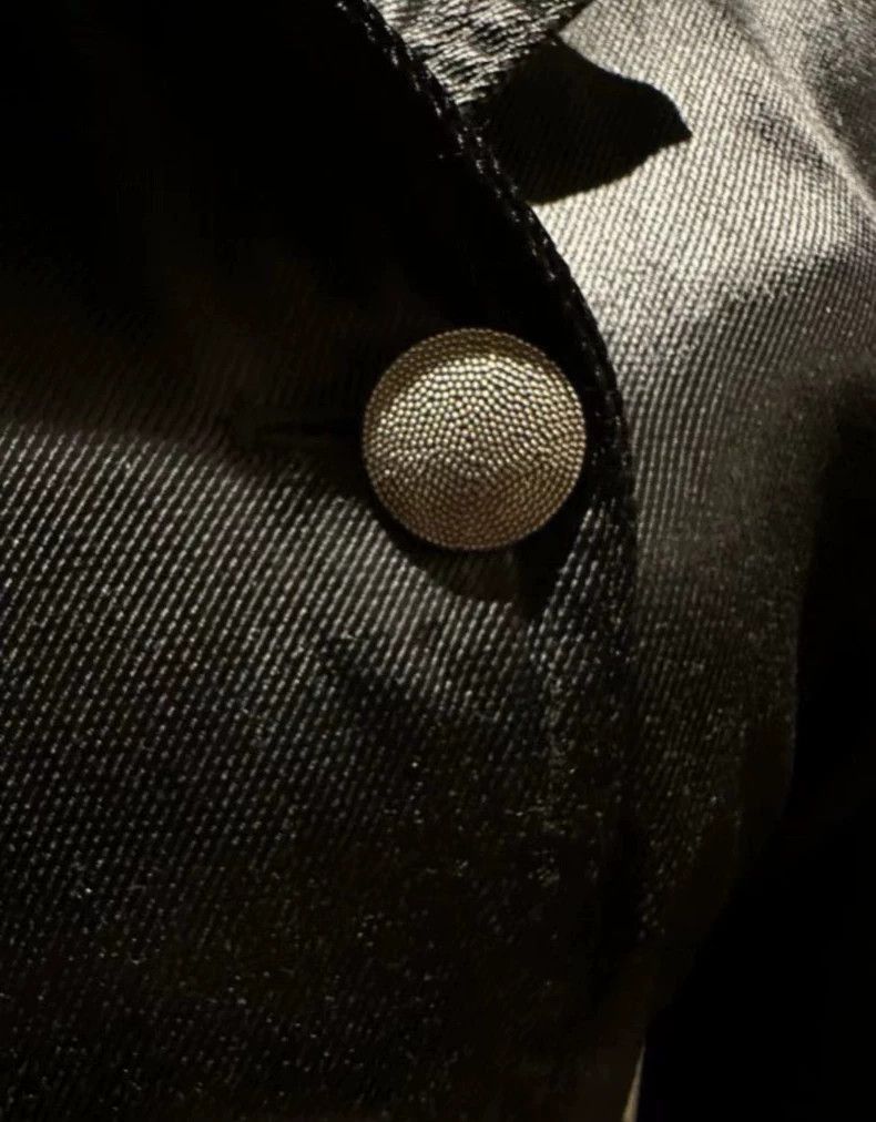 Ann Demeulemeester Ann Demeulemeester designs double-breasted trench coats in Size US L / EU 52-54 / 3 - 5 Thumbnail