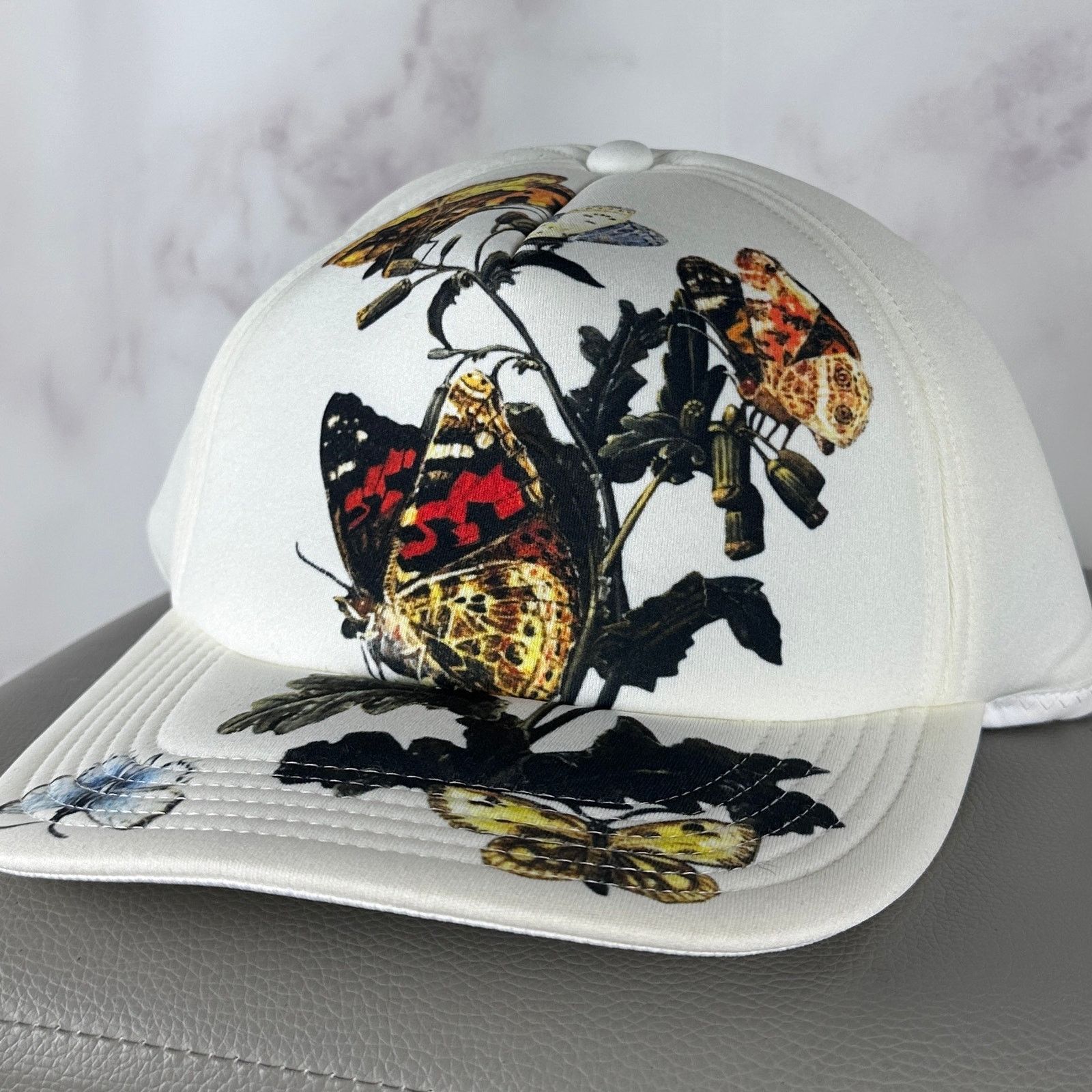 Undercover White Butterfly Print Hat Size ONE SIZE - 3 Thumbnail