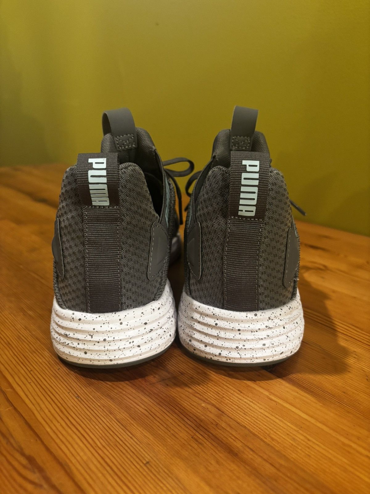 Puma Women’s running shoes0401 Size US 8 / IT 38 - 3 Thumbnail
