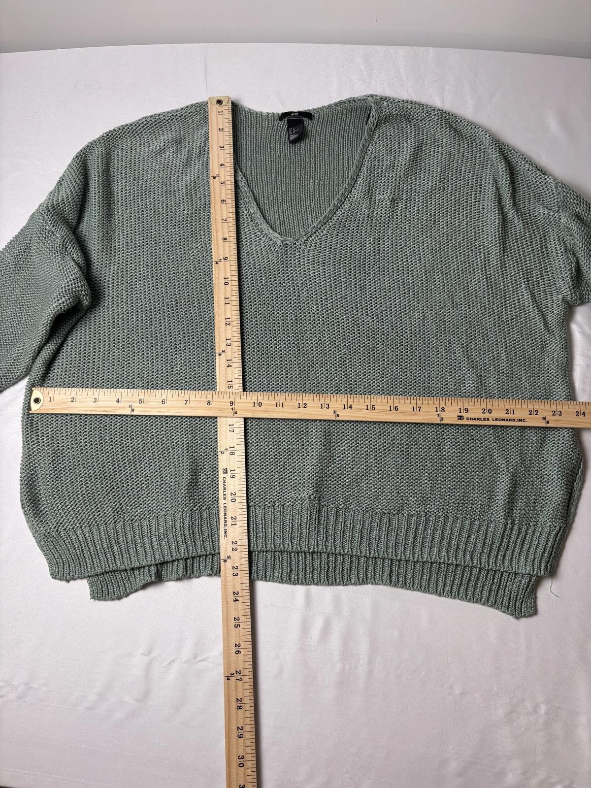 H&M Green V-neck knit oversize sweater Size M / US 6-8 / IT 42-44 - 6 Thumbnail