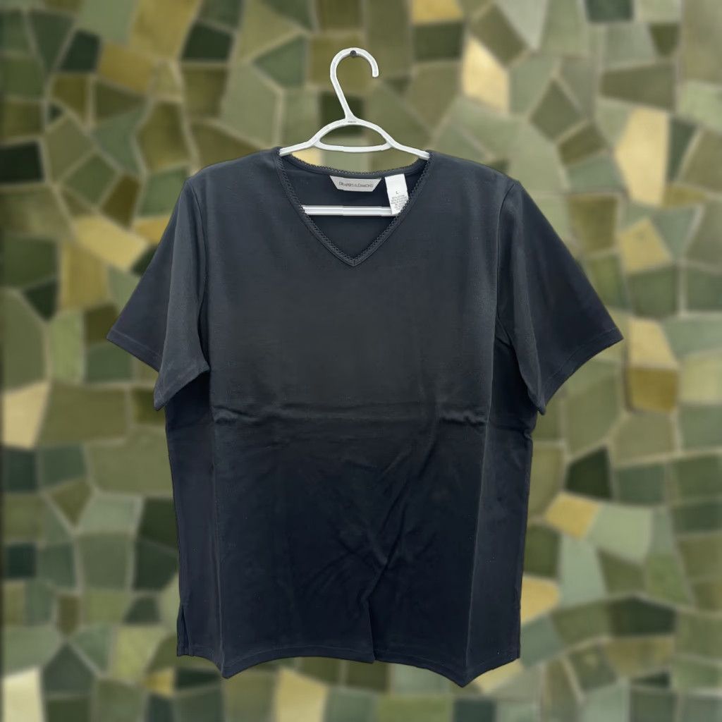 Vintage Draper's & Damon's Womens Shirt L Black Short Sleeve V-Neck M14629 Shirt Womens Large Black Short Sleeve V-Neck Size L / US 10 / IT 46 - 1 Thumbnail