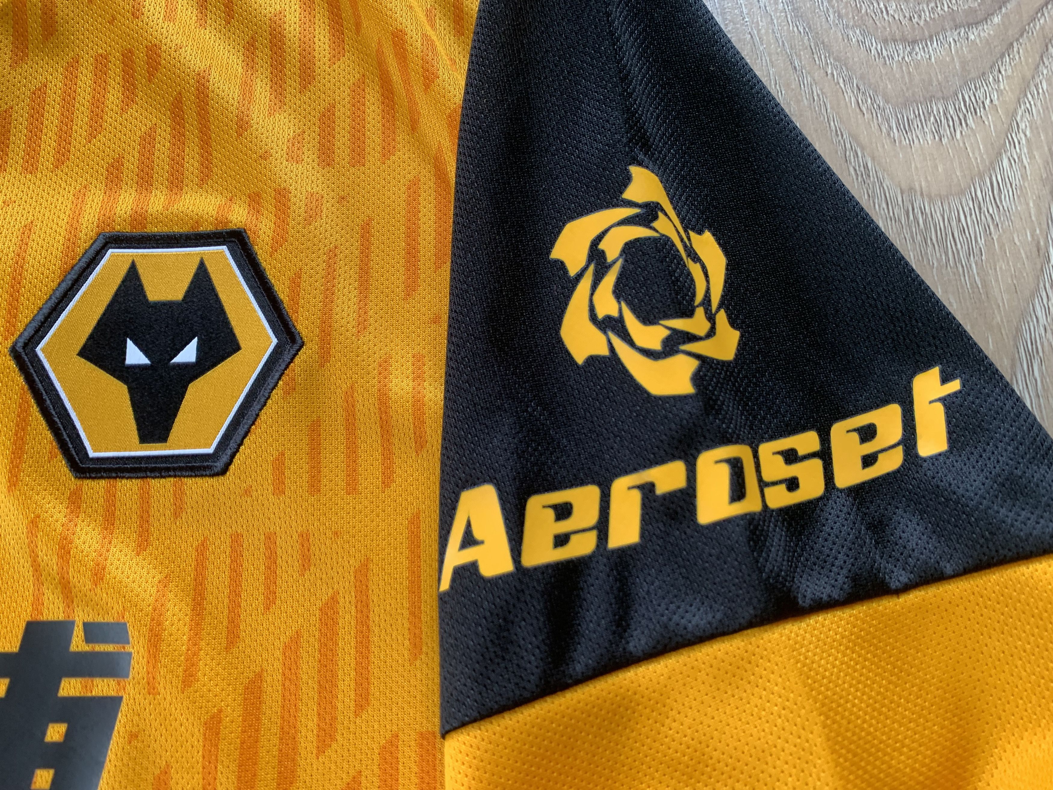 Adidas × Vintage Adidas Wolves Home Shirt Jersey 2020 Size US L / EU 52-54 / 3 - 6 Thumbnail
