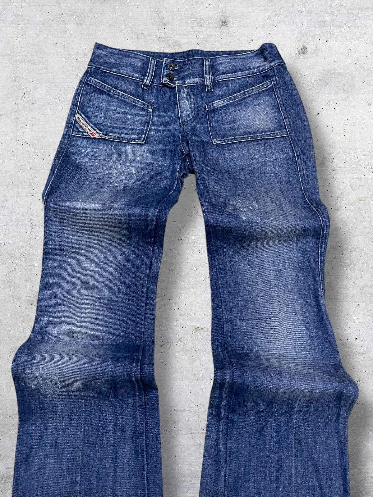 Diesel VINTAGE DIESEL INDUSTRY 90S DESIGNER OG FLARED CUT DENIM Size US 26 / EU 42 - 4 Thumbnail