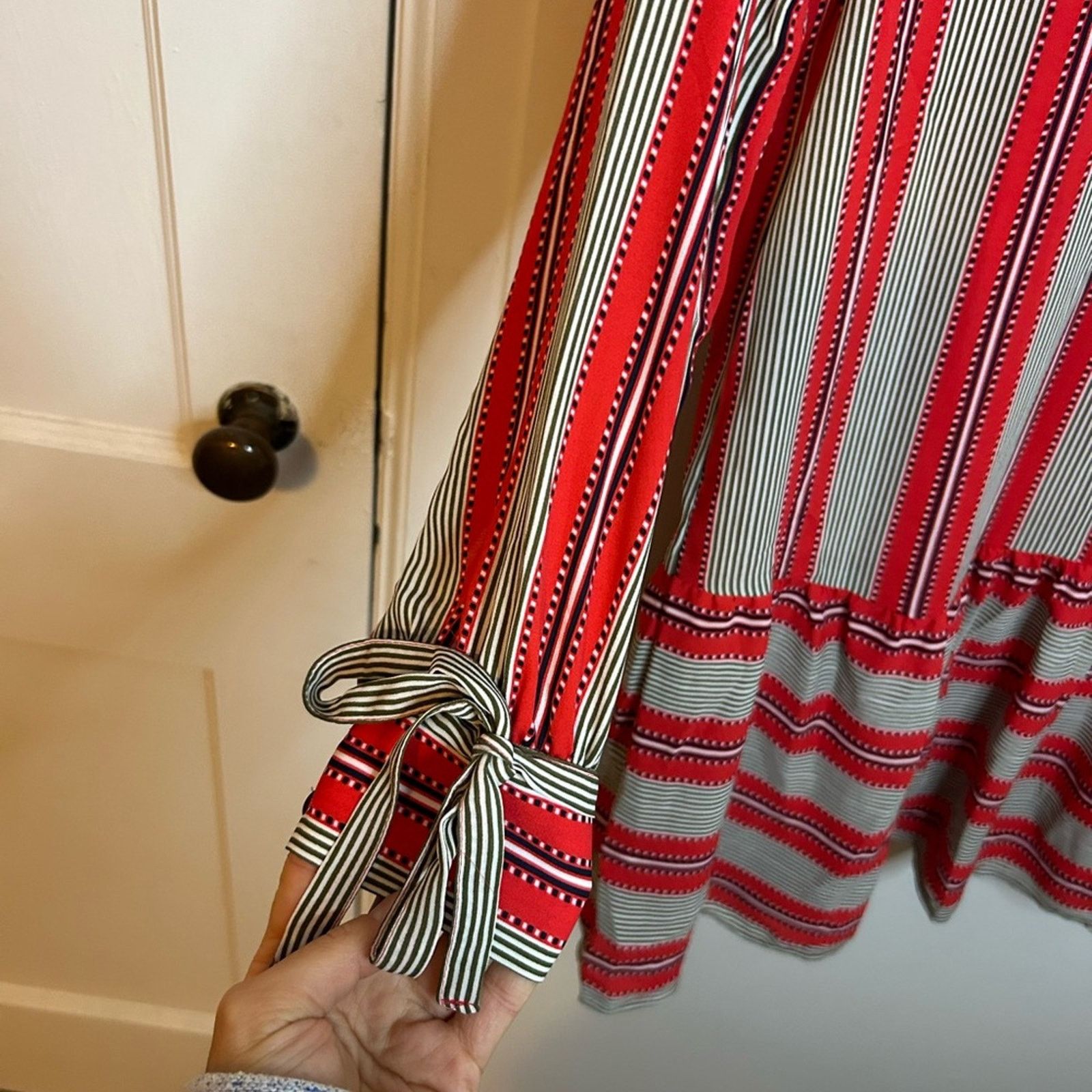 Loft Loft Red and White Striped Flounce Dress Size XS / US 0-2 / IT 36-38 - 7 Thumbnail