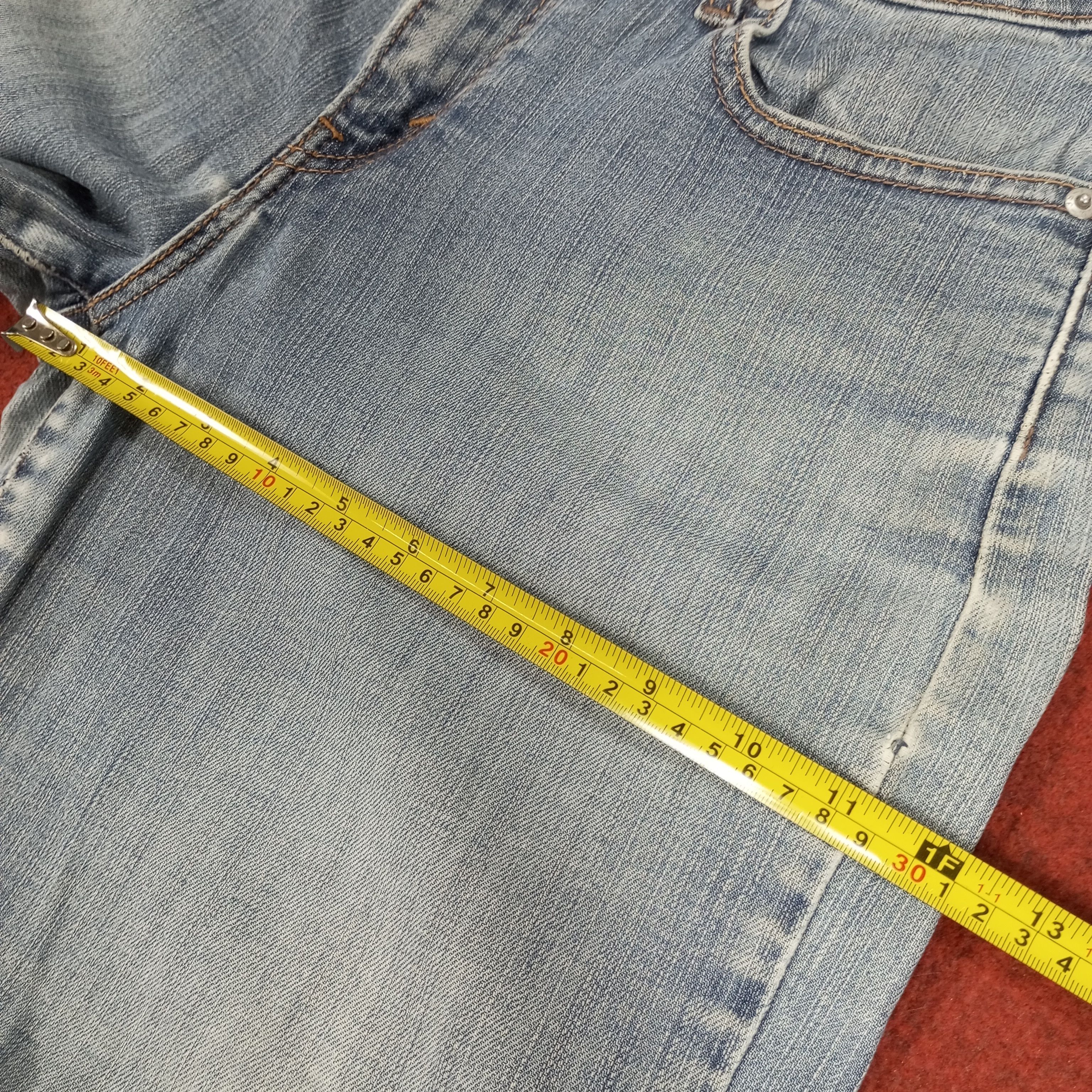 Levi's × Vintage Levis Streetwear Style Boot Cut Distressed Jeans Size 32" / US 10 / IT 46 - 9 Thumbnail