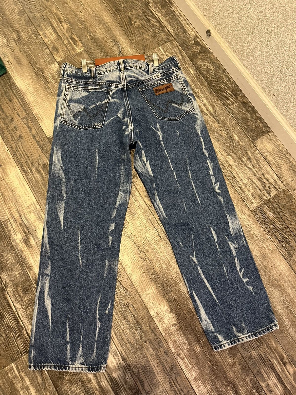 Wrangler Bleached/washed Wrangler Denim jeans Size US 29 - 1 Thumbnail
