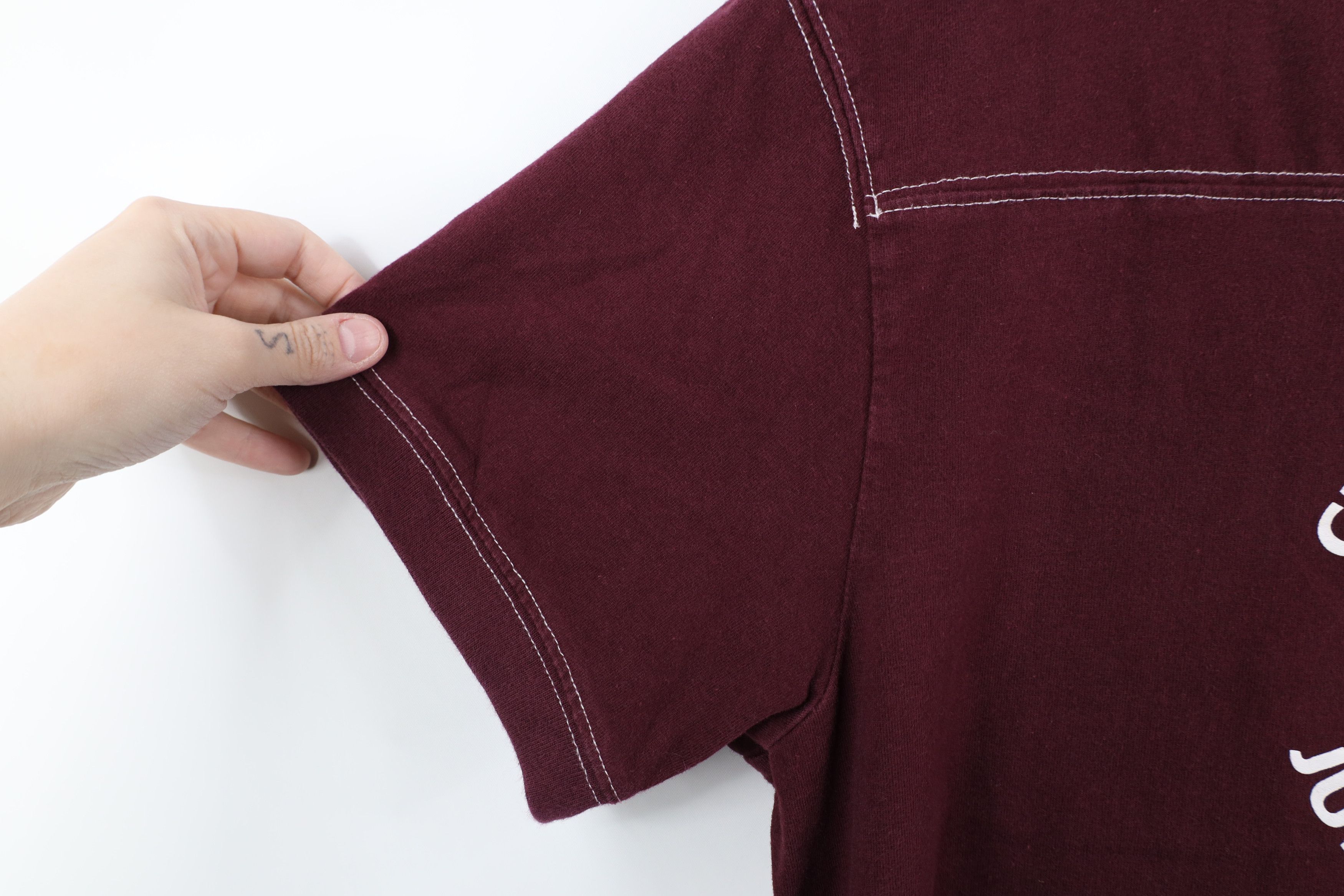 Ralph Lauren × Vintage Vintage 90s Y2K Ralph Lauren spell Surfing T-Shirt Burgundy Size US L / EU 52-54 / 3 - 8 Thumbnail