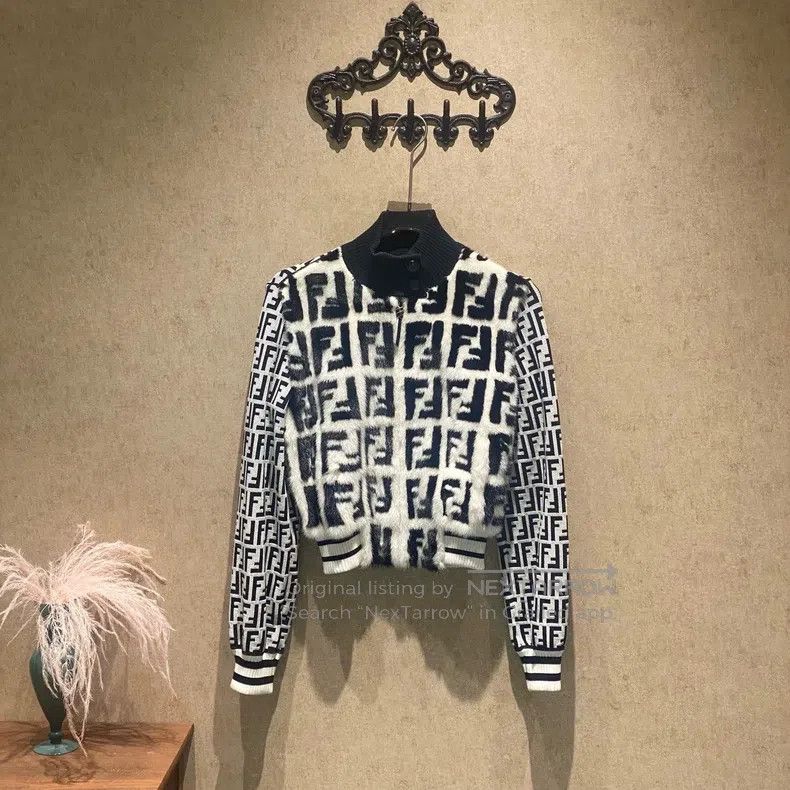 Fendi Fendi Black and white floral mink fur fur coat Size XS / US 0-2 / IT 36-38 - 1 Thumbnail