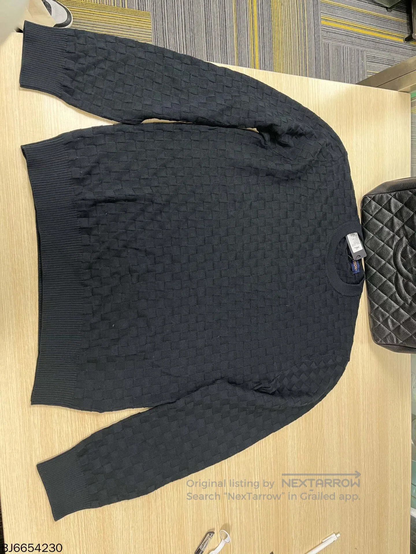 Louis Vuitton louis vuitton long sleeve wool top. Size US L / EU 52-54 / 3 - 2 Thumbnail