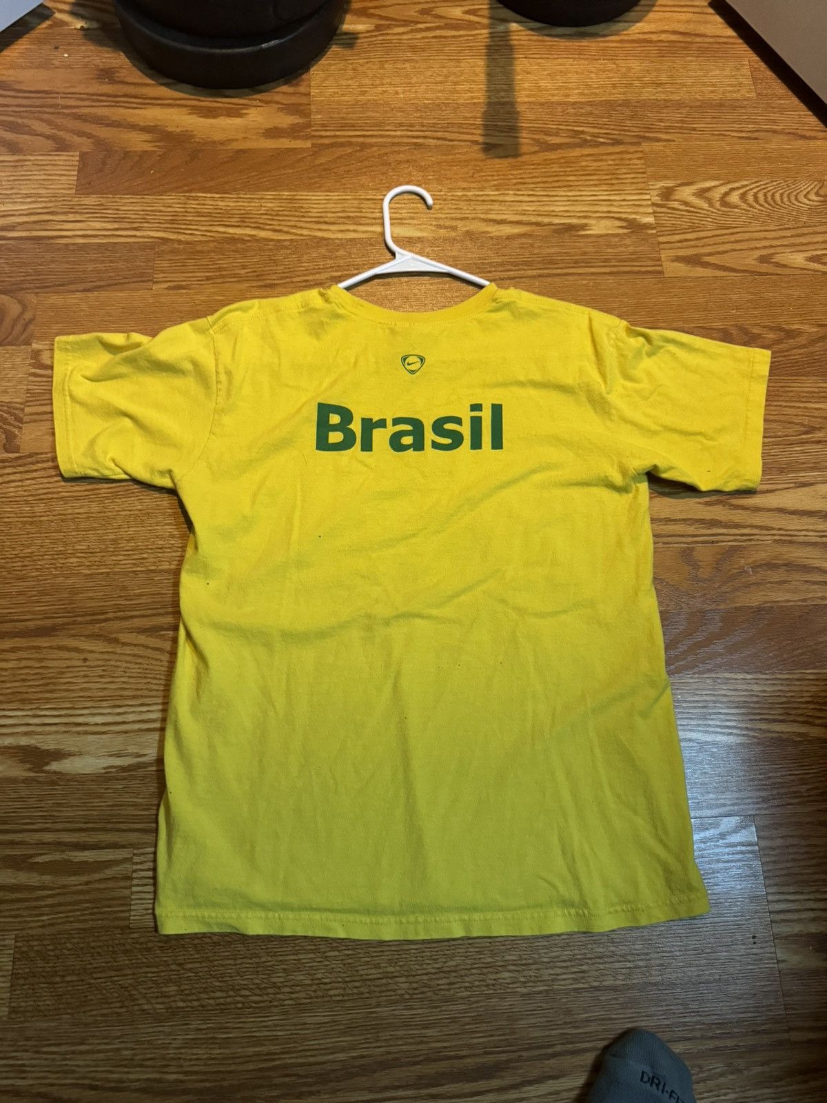 Nike Nike Brazil shirt vintage Size US XL / EU 56 / 4 - 1 Thumbnail