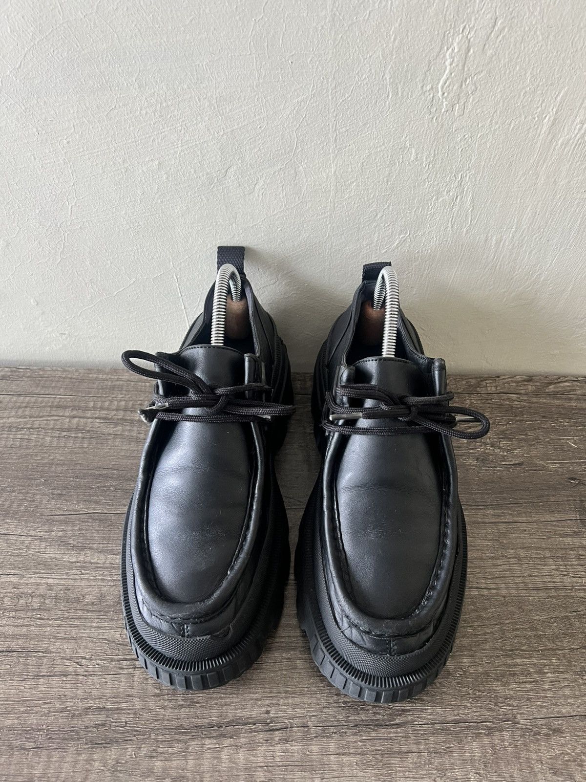 Moncler MONCLER "MON WALLABEE” CHUNKY PLATFORM DERBY LOAFERS Size US 7 / EU 40 - 3 Thumbnail